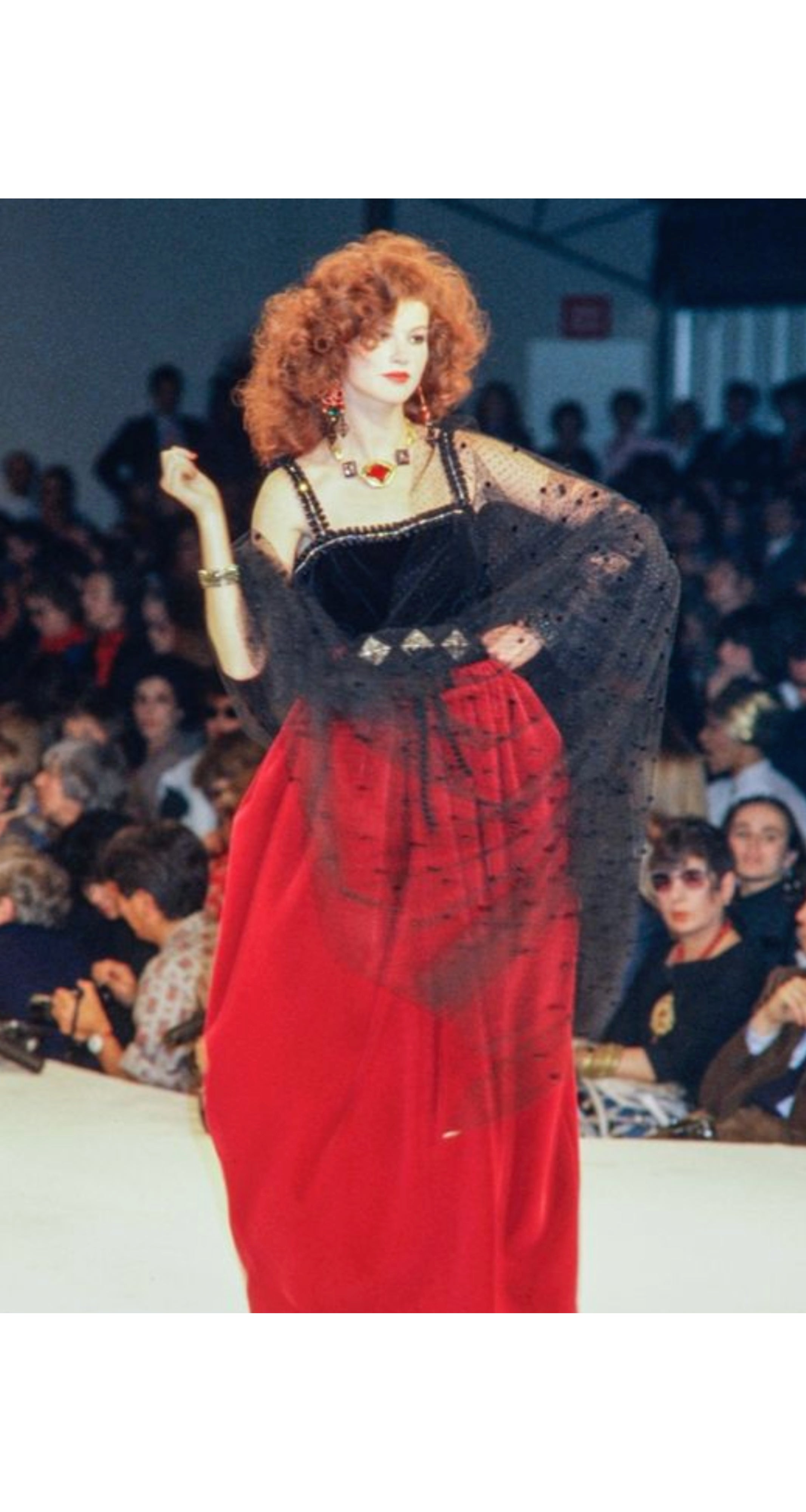 1981-82 F/W Rhinestone Ruffle Trim Black Velvet Top