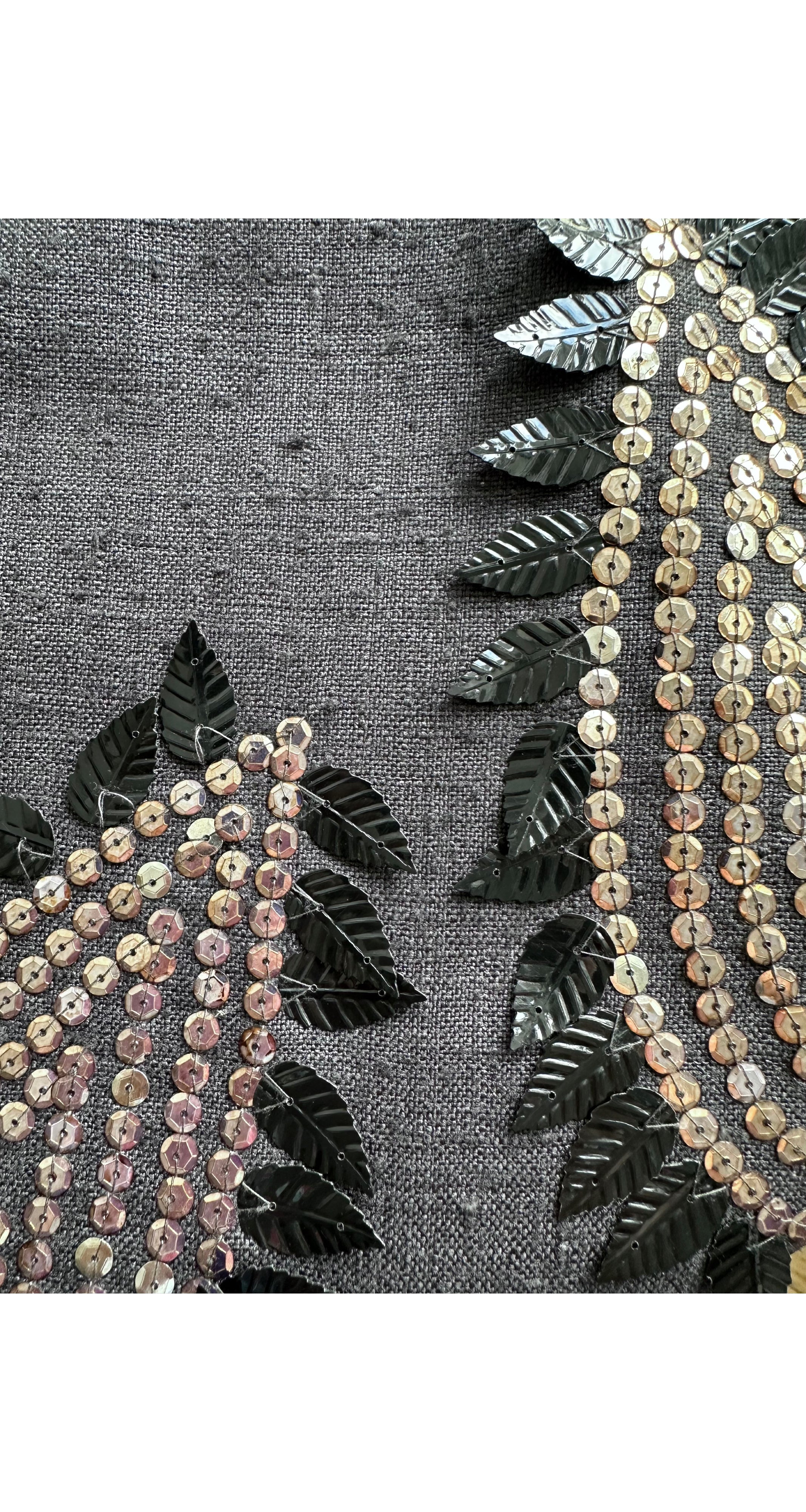 2006 S/S Embellished Leaf Design Gray Silk Dress