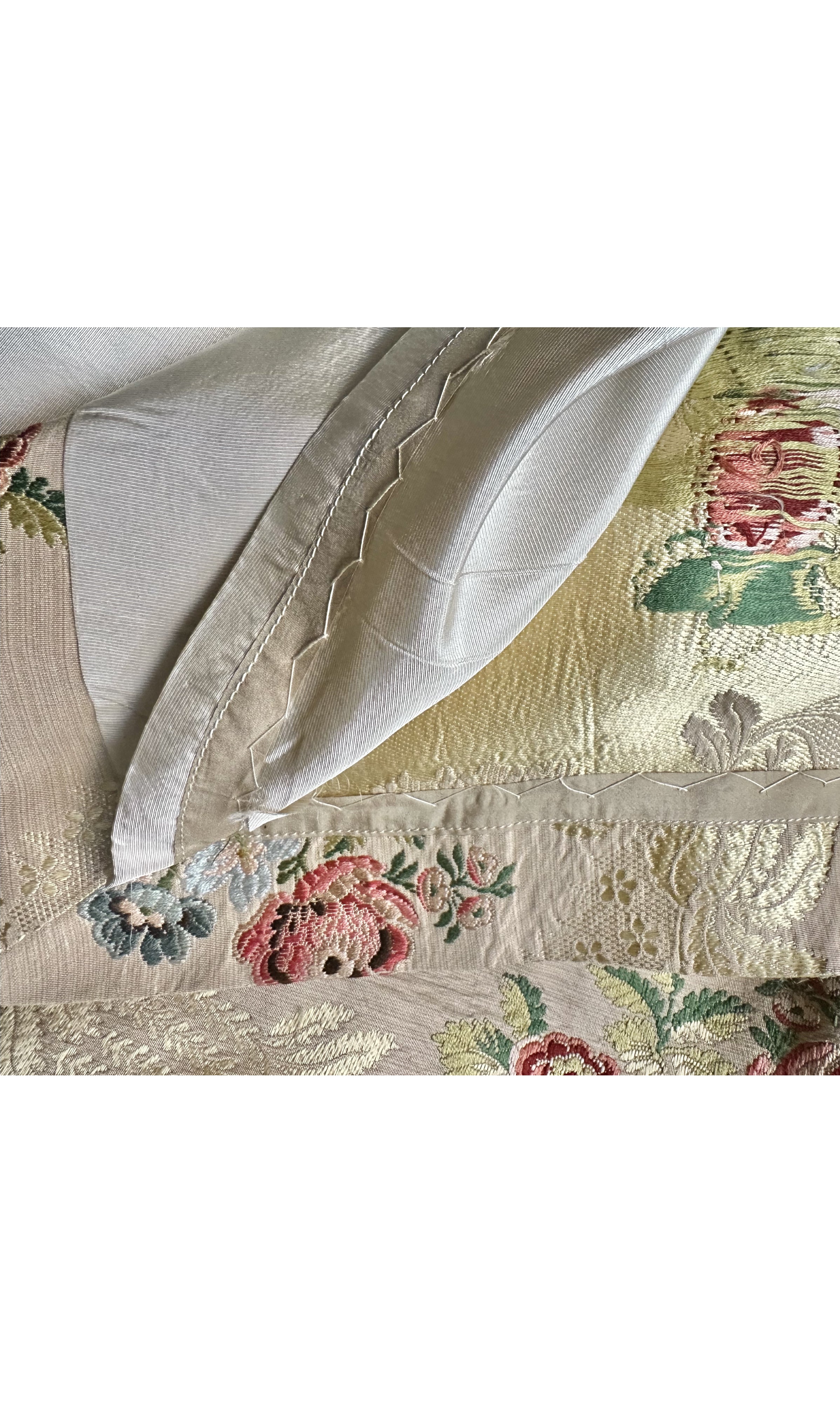 1940s Floral Gold Silk Brocade Floor Length Evening Coat