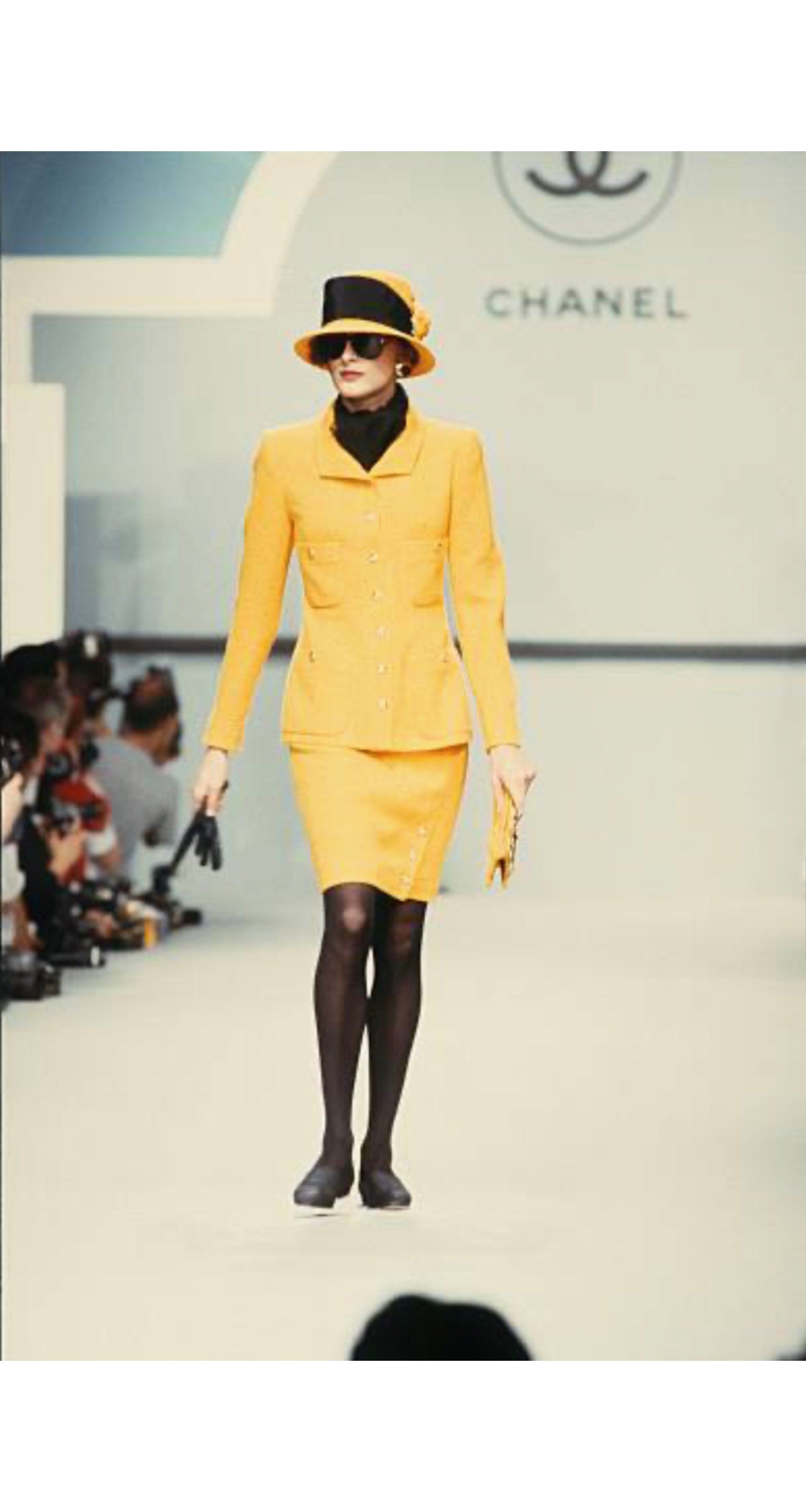 1989 S/S Canary Yellow Wool Tweed Skirt Suit