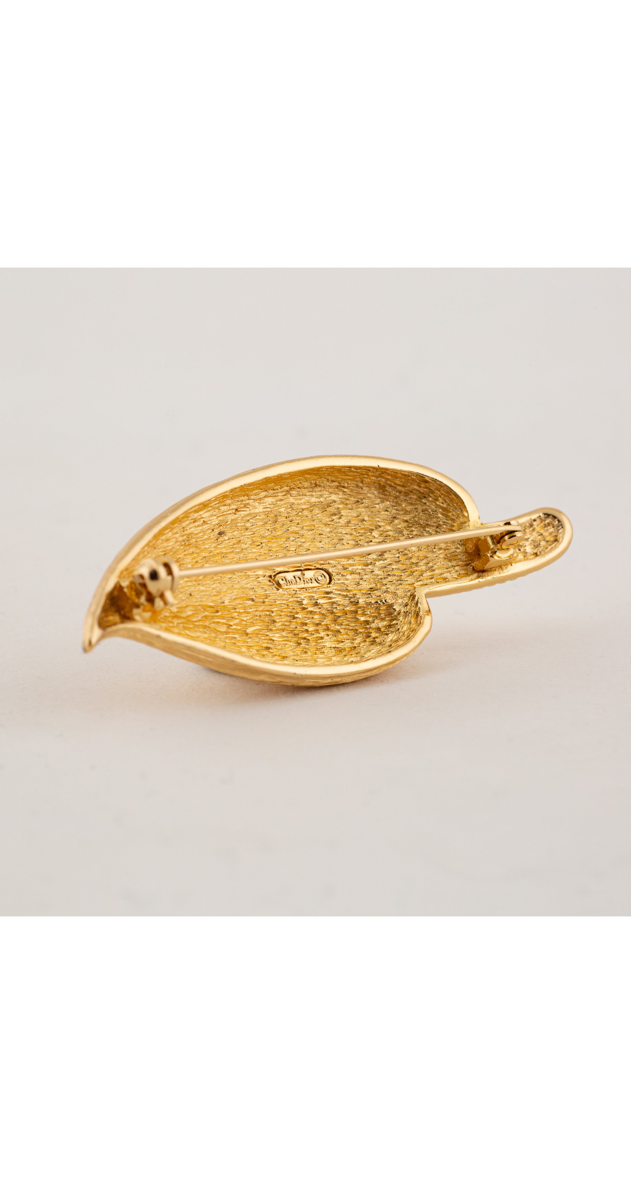 1980s Rhinestone Gold-Tone Figural Leaf Brooch