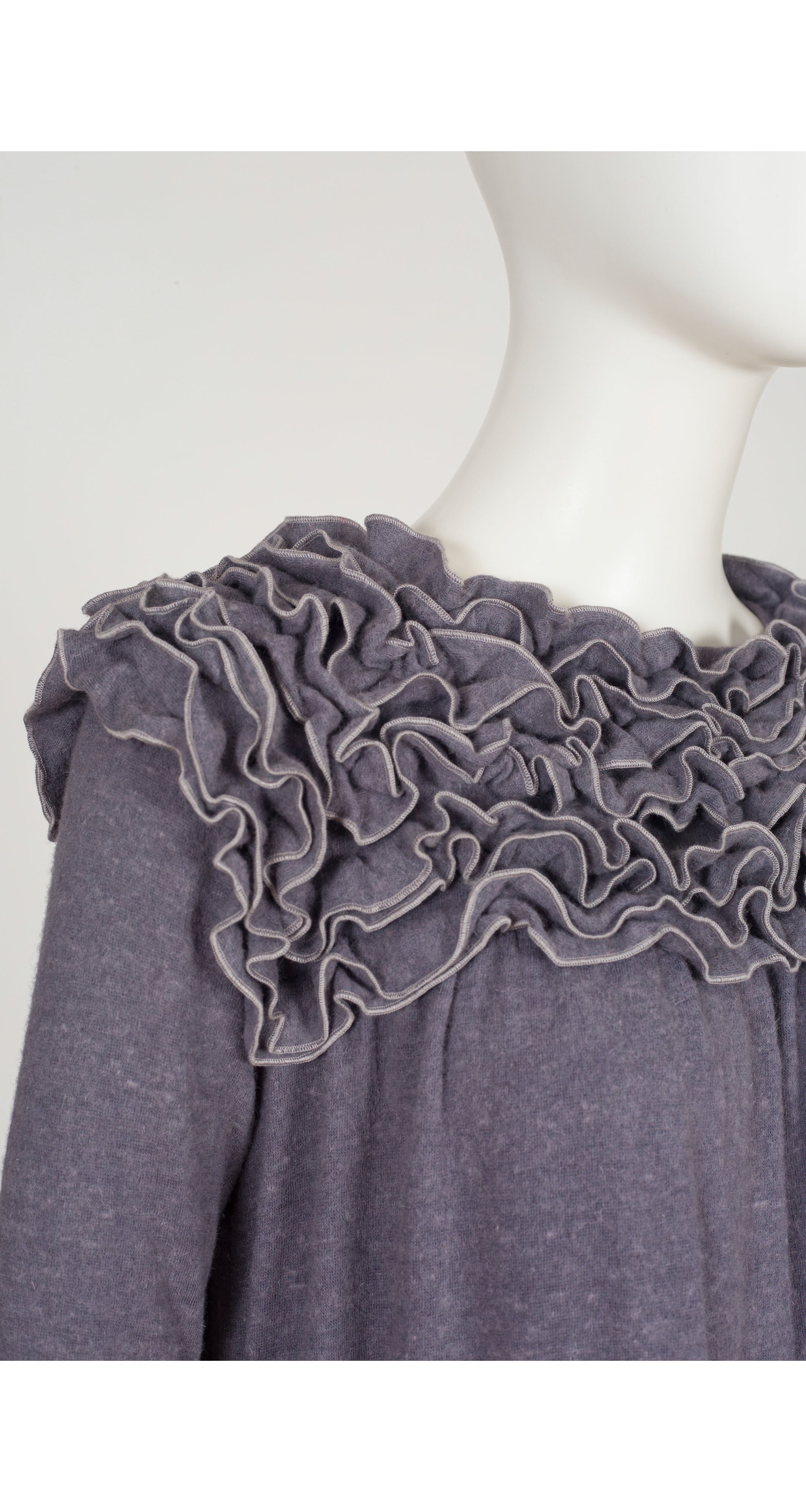 1980s Ruffle Top Gray Wool Knit Long Sleeve Dress