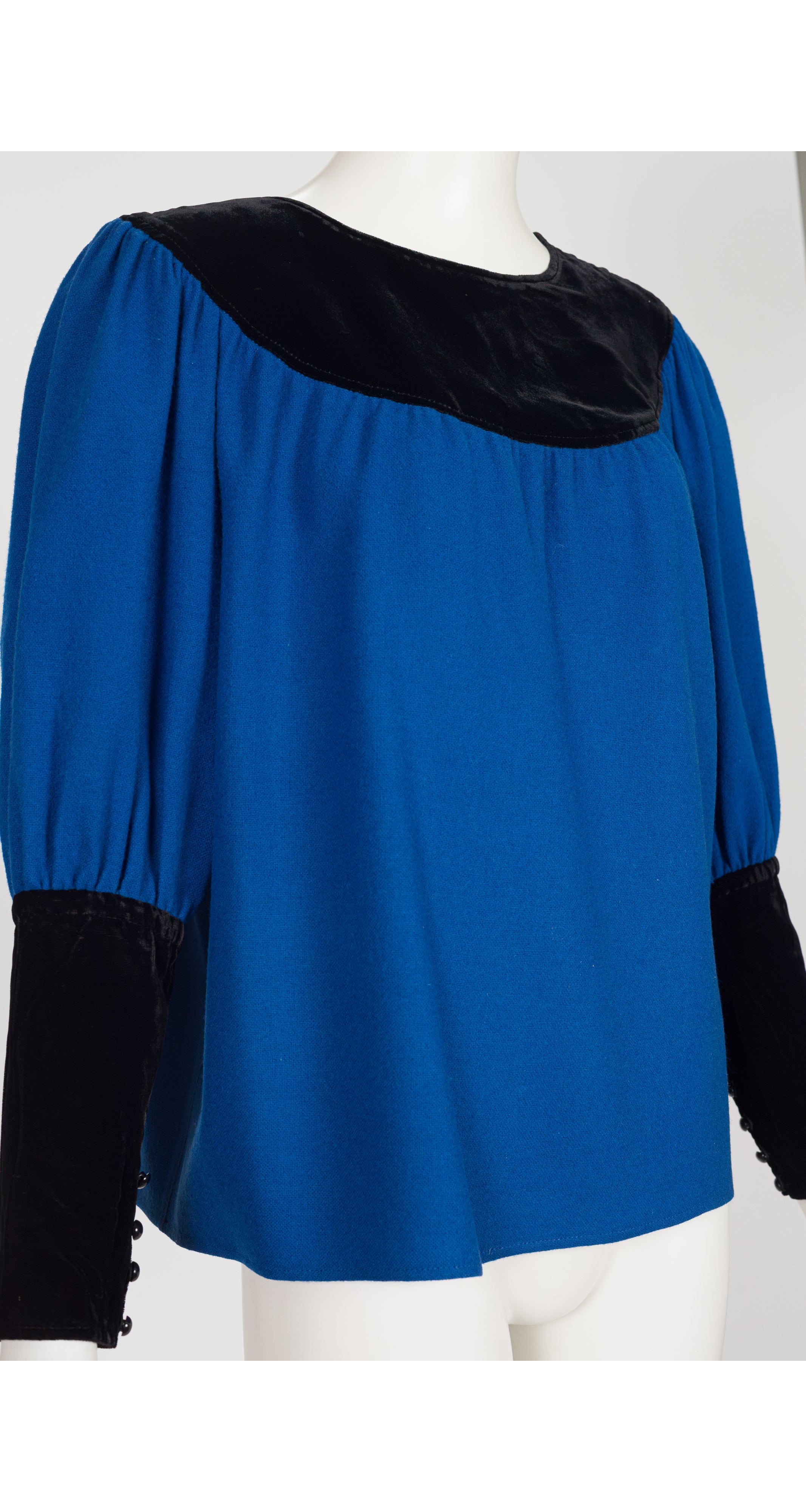 1982-83 F/W Blue Wool & Black Velvet Top