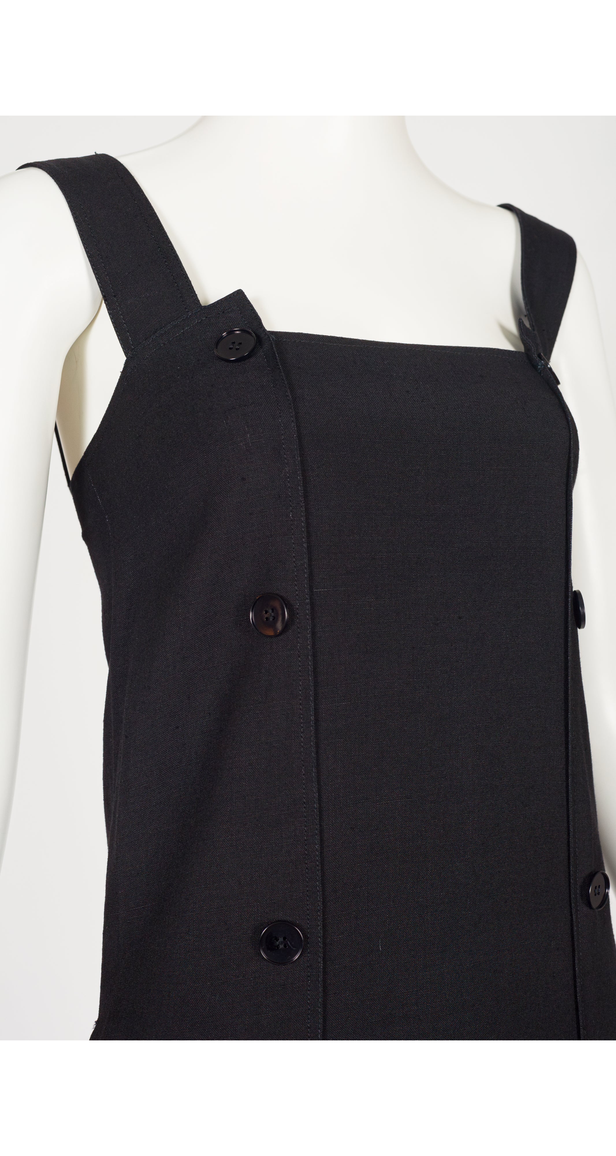 1970s Black Linen Sleeveless Shift Dress