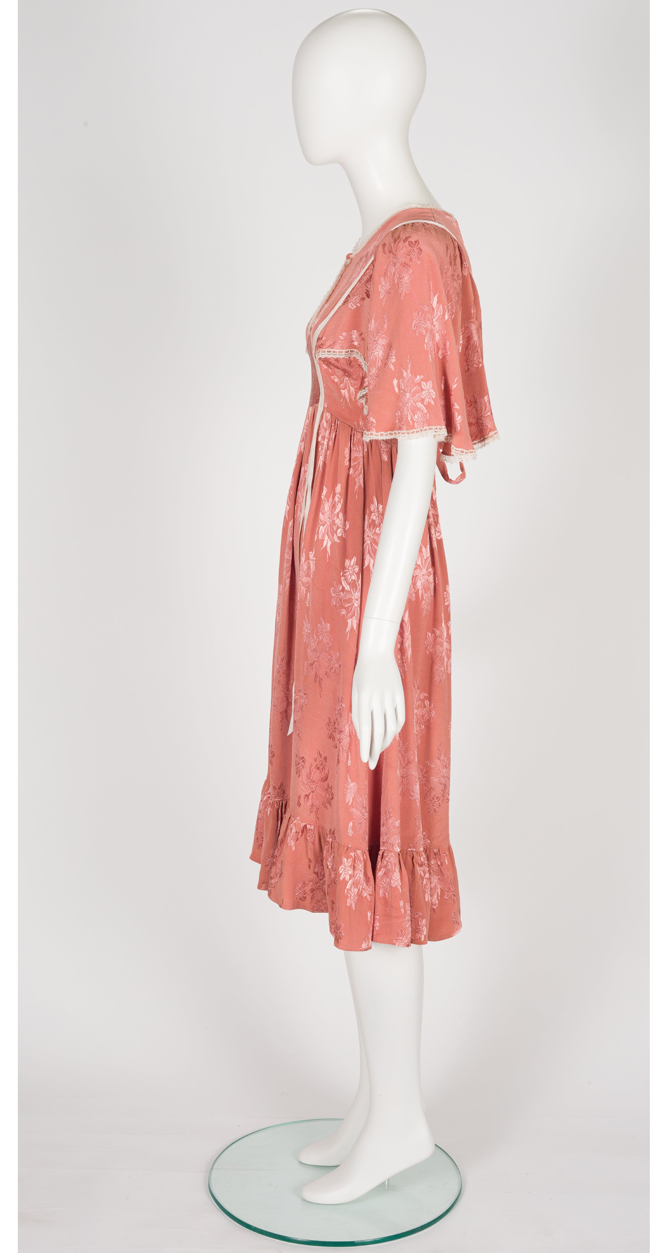 1970s Dusty Rose Jacquard Flutter Sleeve Dress