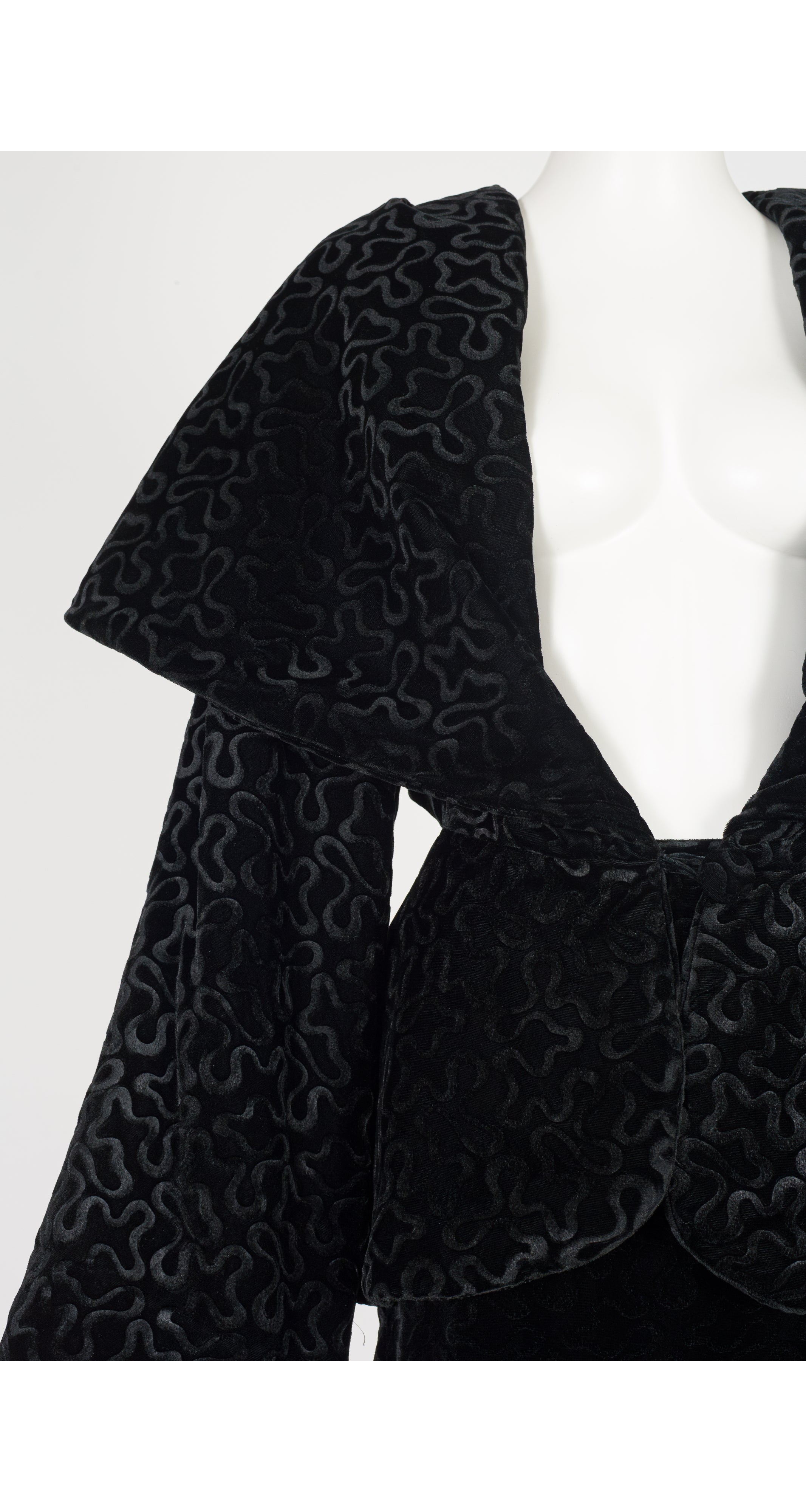1980s Black Burnout Velvet Shawl Collar Skirt Suit