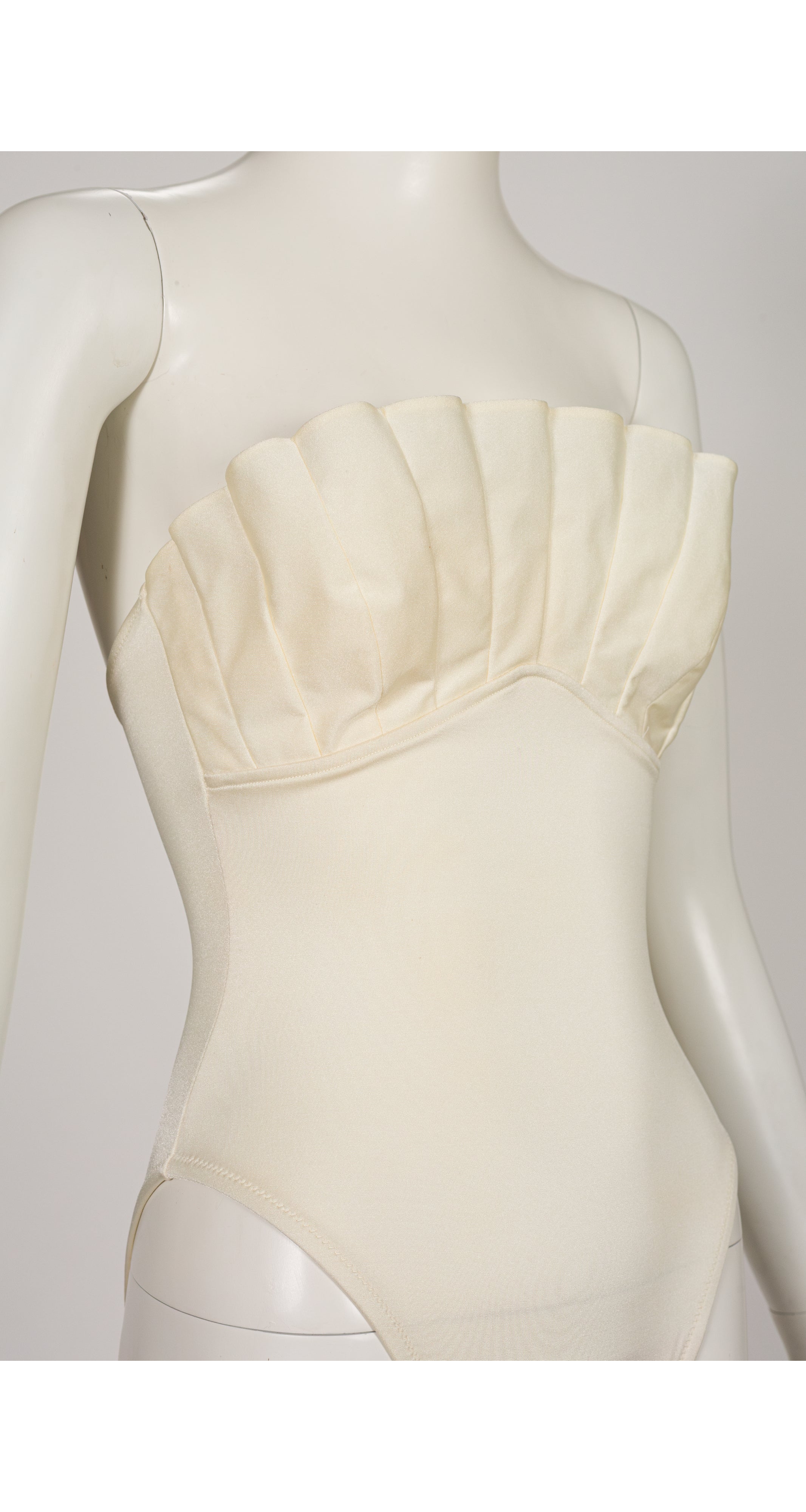 1988 S/S Ivory Shell Bust One-Piece Swimsuit