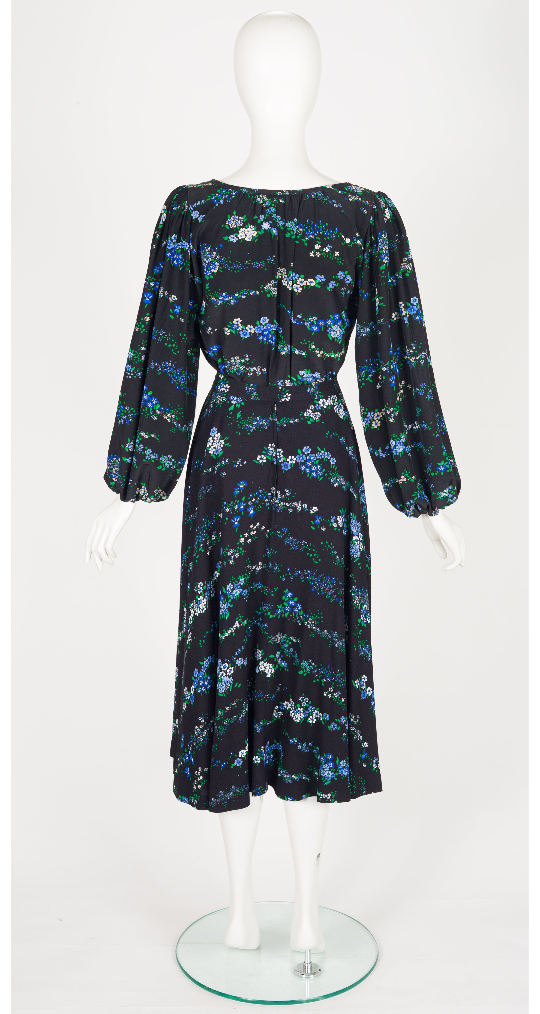 1977 S/S Blue & Black Floral Print Silk Peasant Set