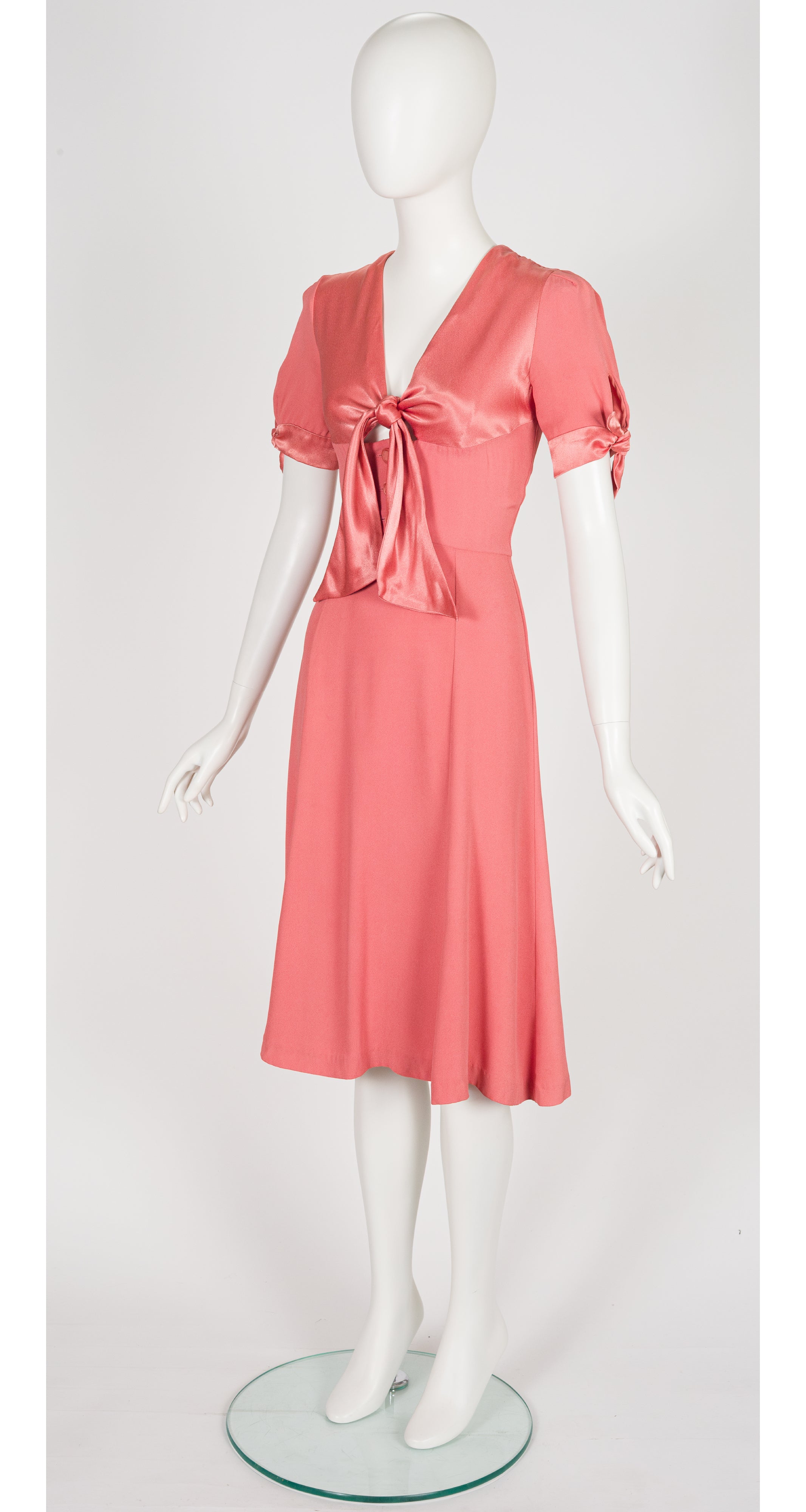 1970s Pink Crepe & Satin Tie-Bust Dress