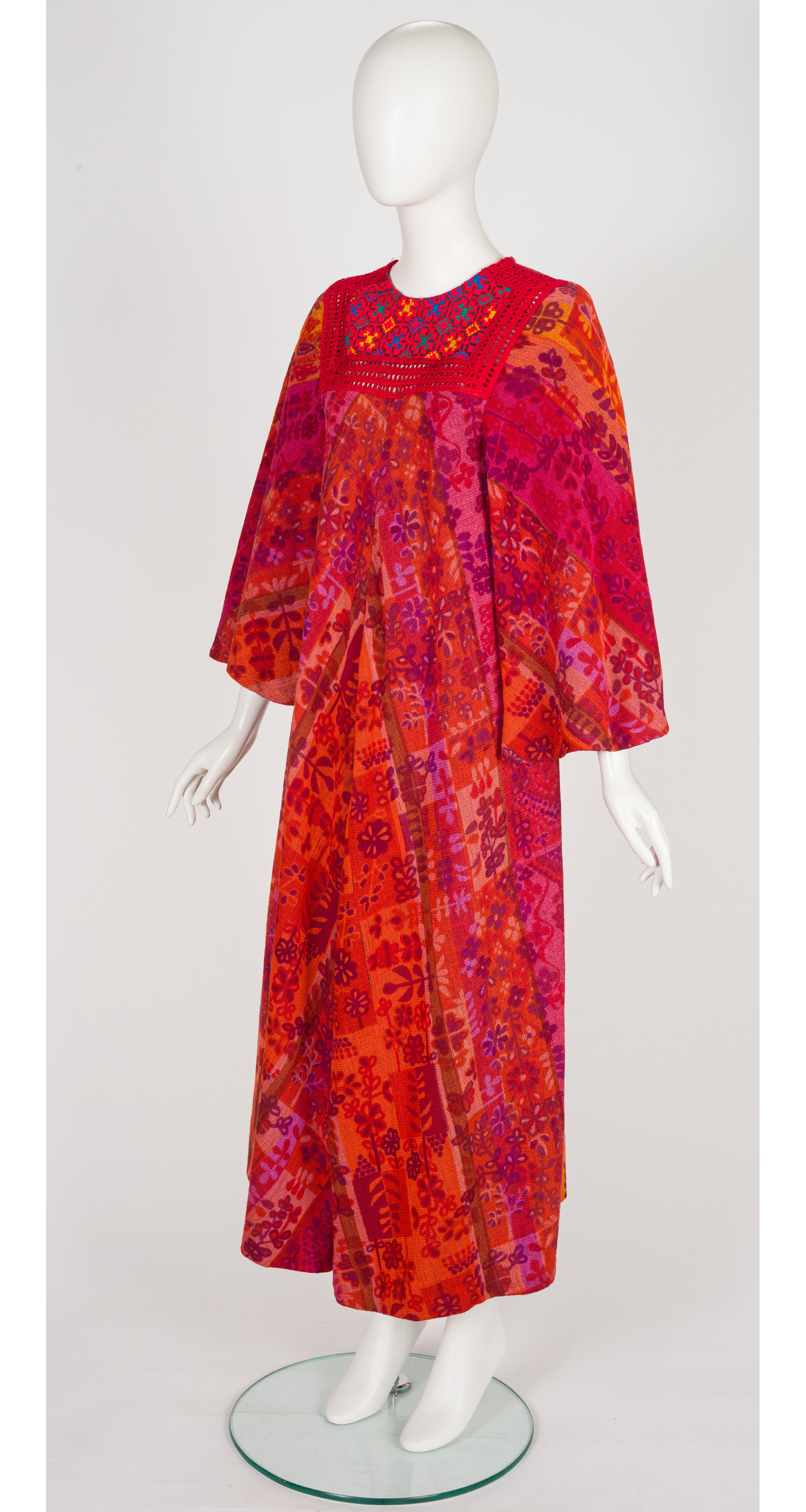 1970s Floral Embroidered Woven Cotton Caftan