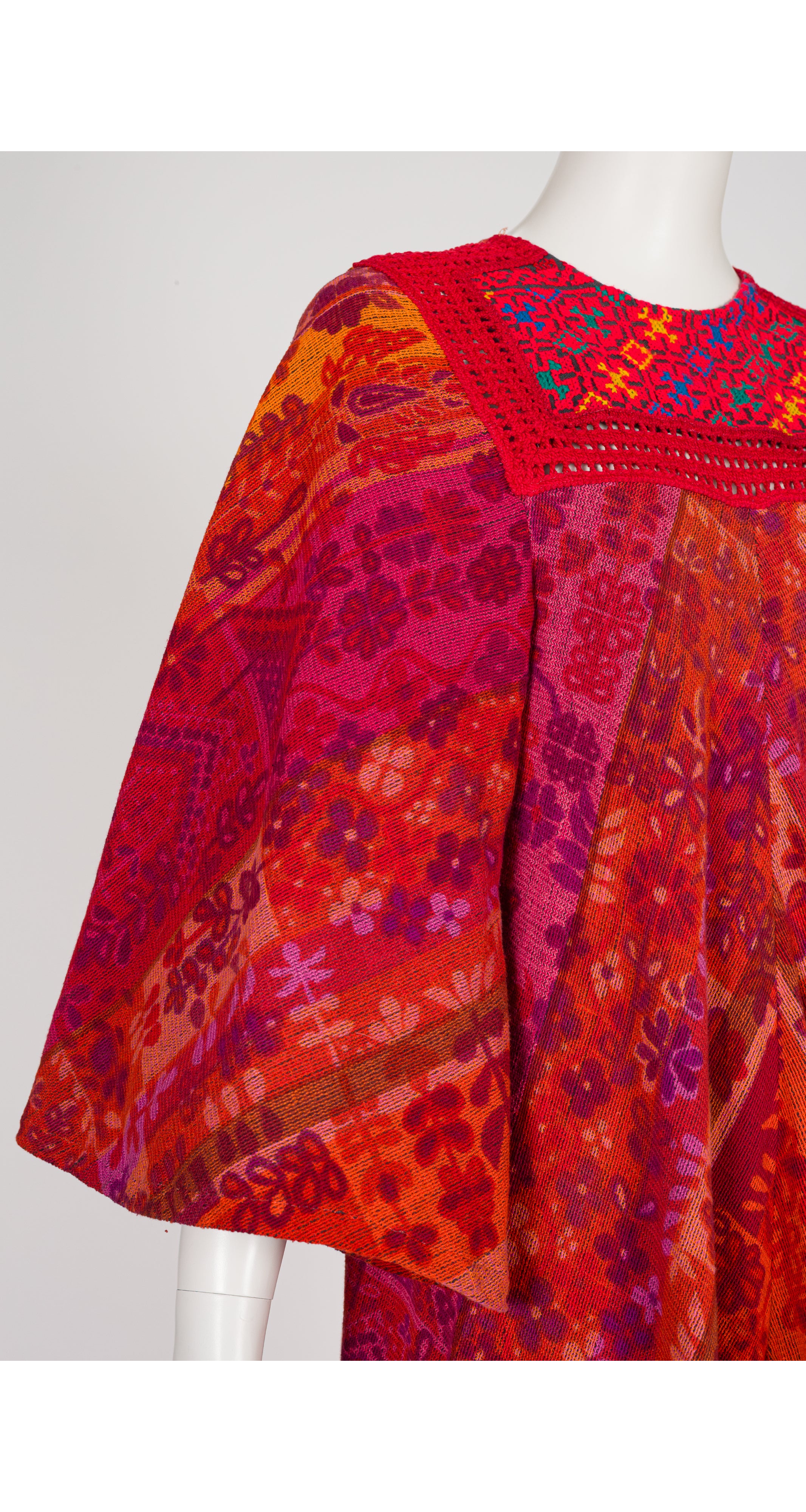 1970s Floral Embroidered Woven Cotton Caftan