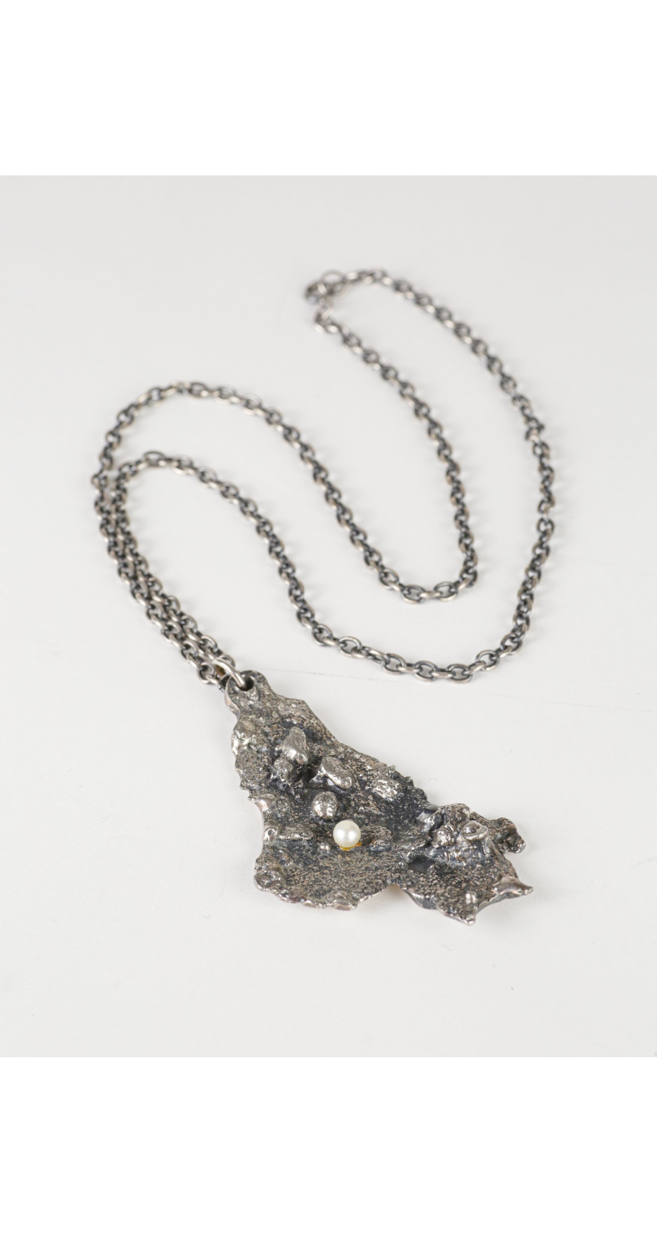 1970s Brutalist Pewter & Faux Pearl Pendant Necklace
