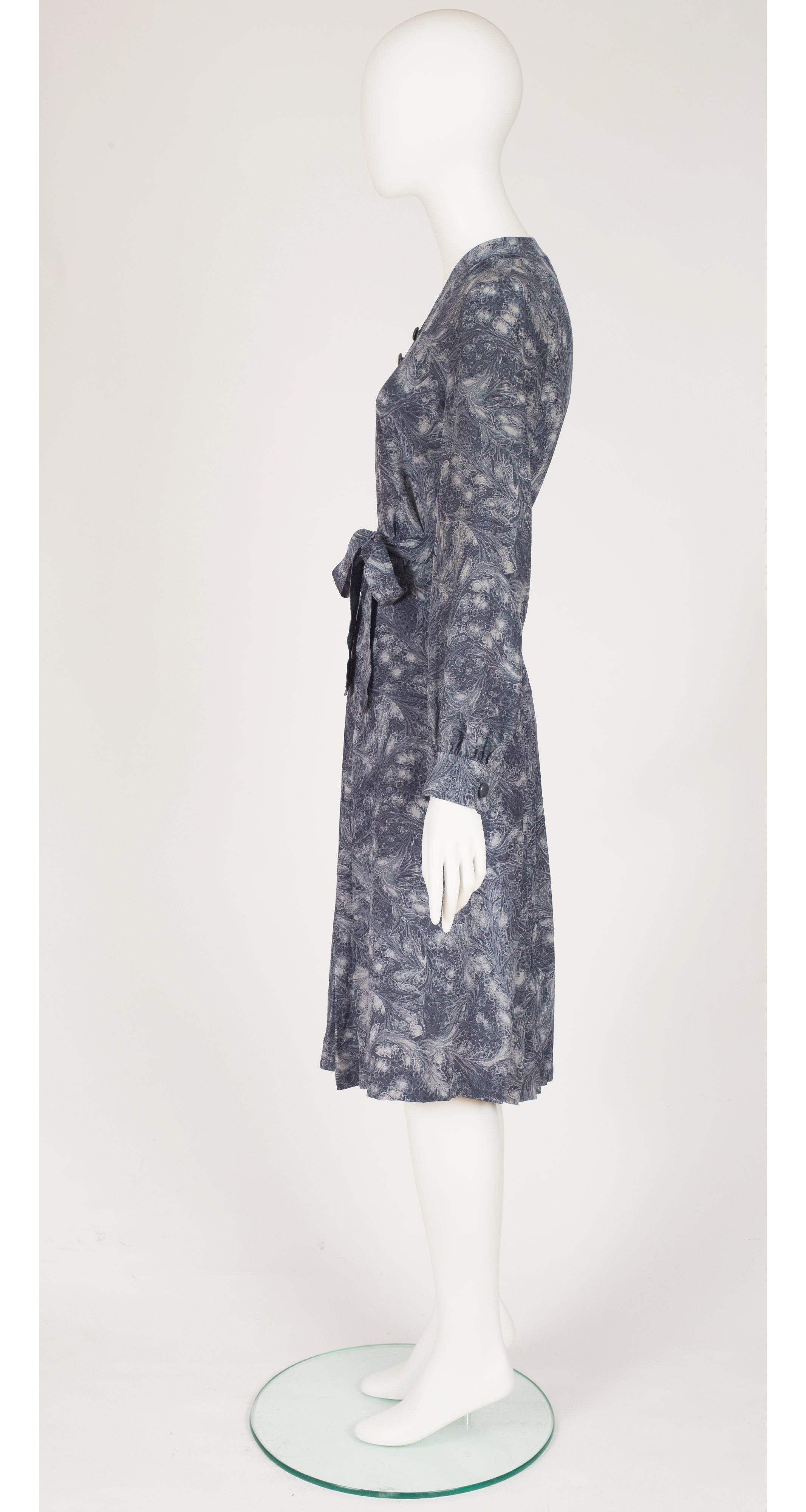 1970s Feather Print Slate Gray Silk Blouse & Skirt Set