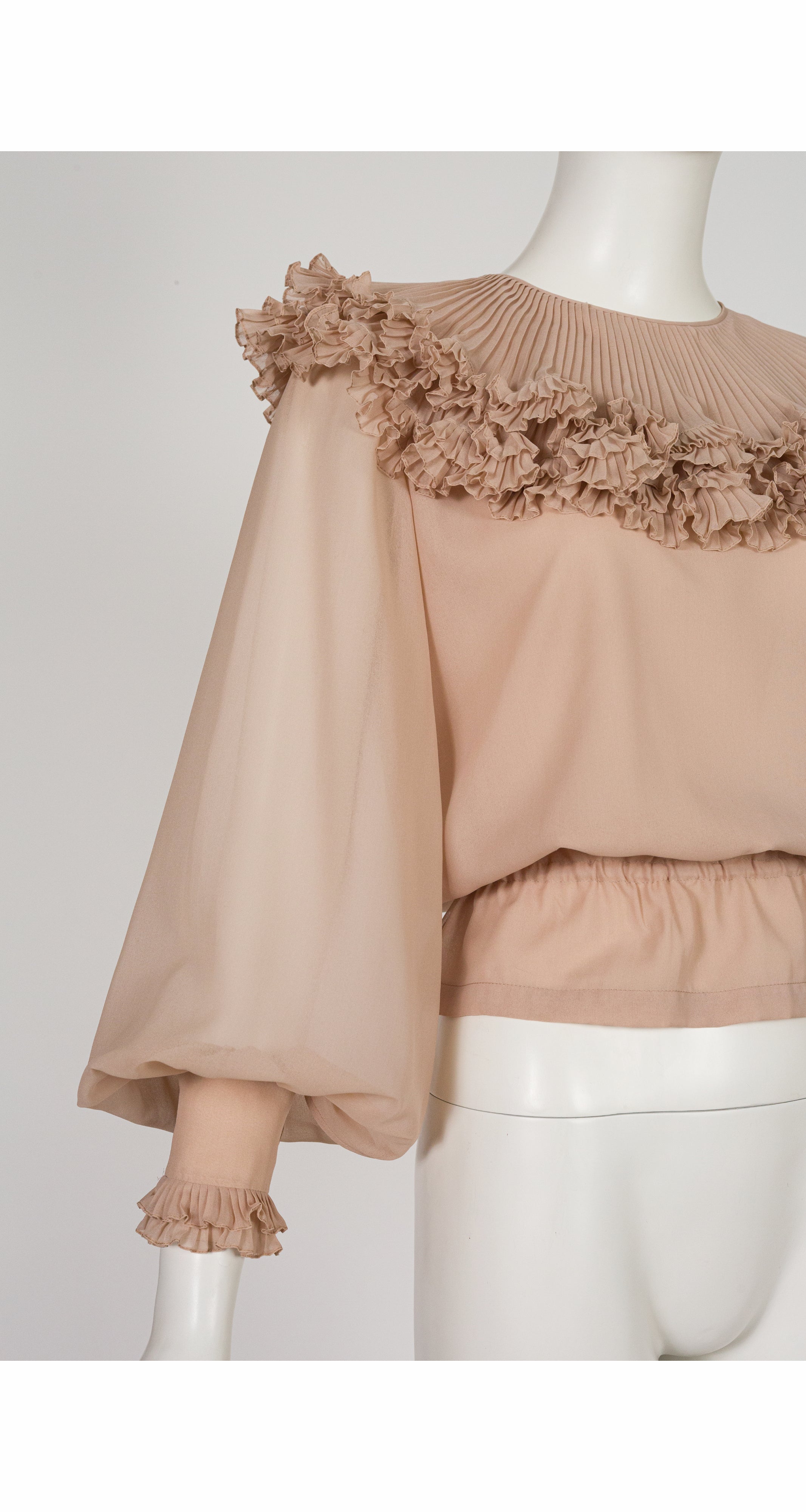 1970s Rose Taupe Pierrot Collar Balloon Sleeve Blouse