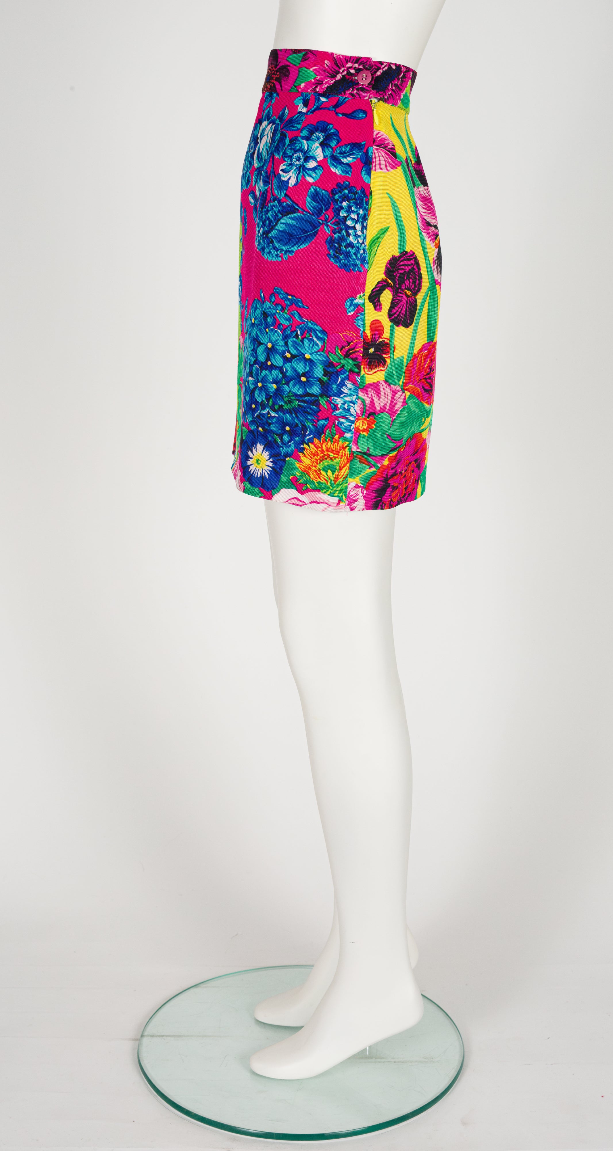 1990s Vibrant Floral Print Faille Mini Skirt