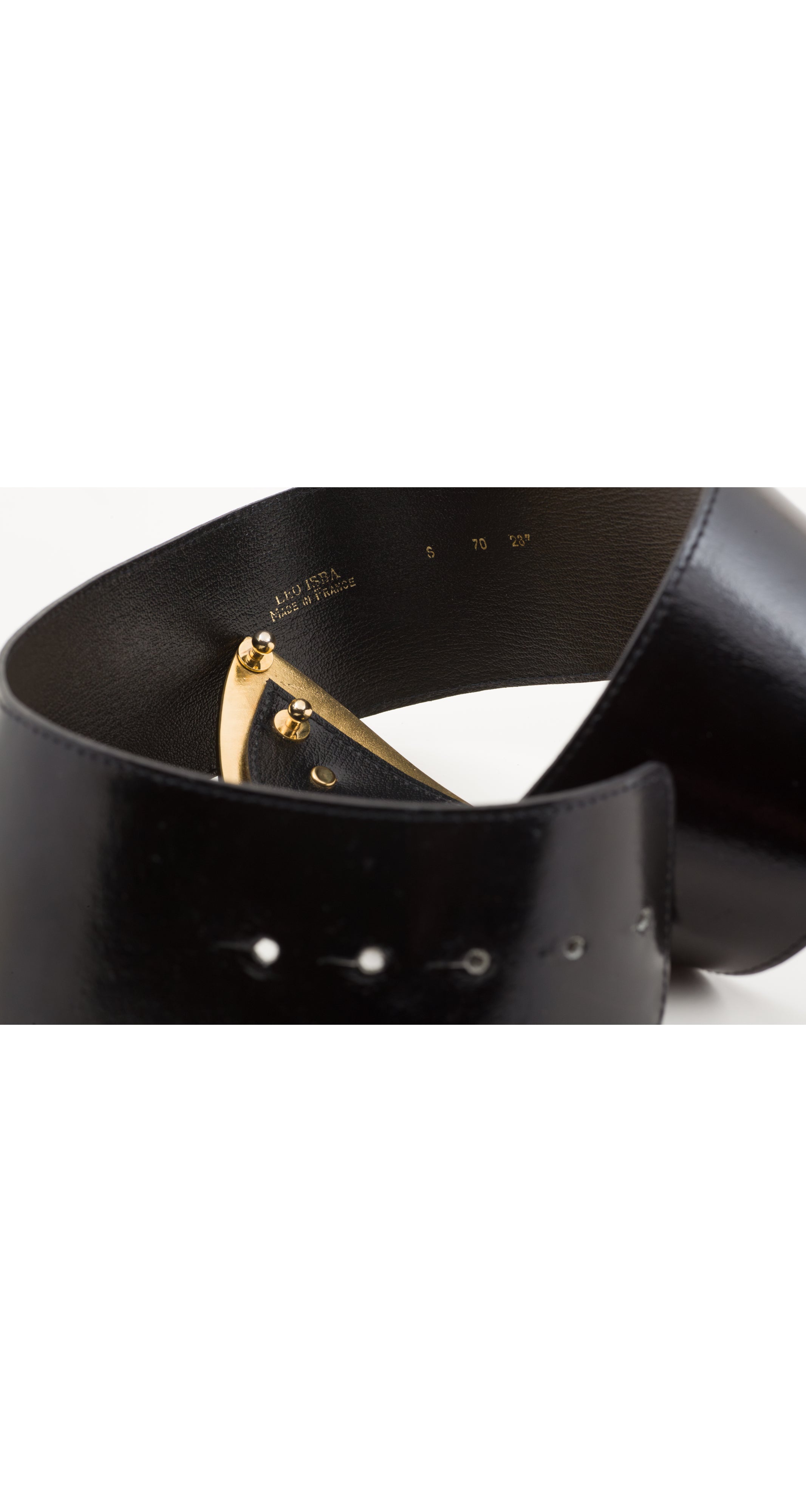 1980s Rhinestone Arrow Buckle Black Leather Belt