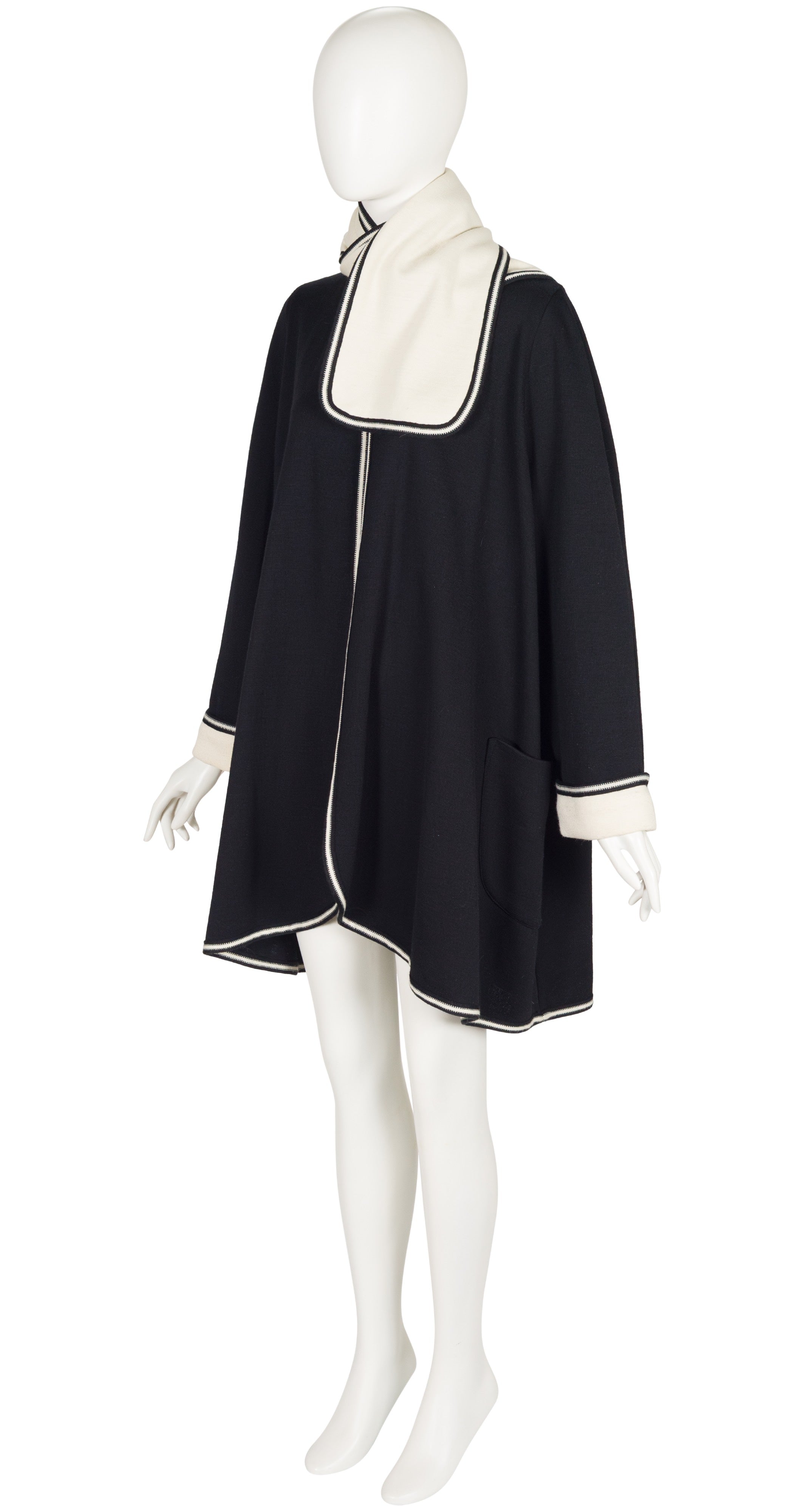 1980s Black & Cream Knit Swing Sweater Coat