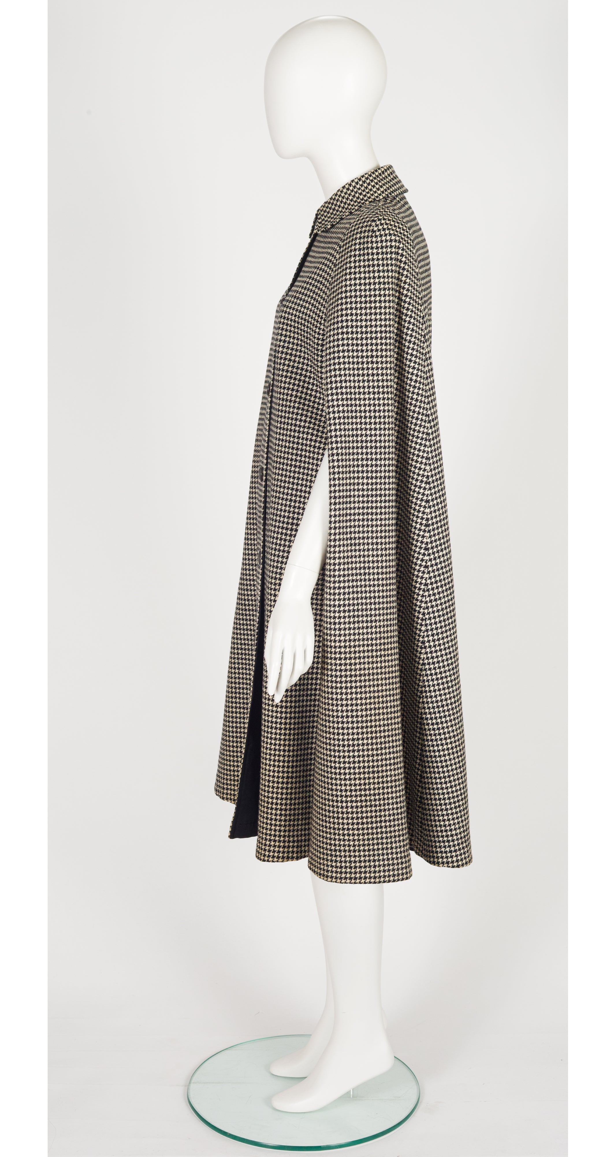 1970s Houndstooth Wool & Cotton Reversible Cape