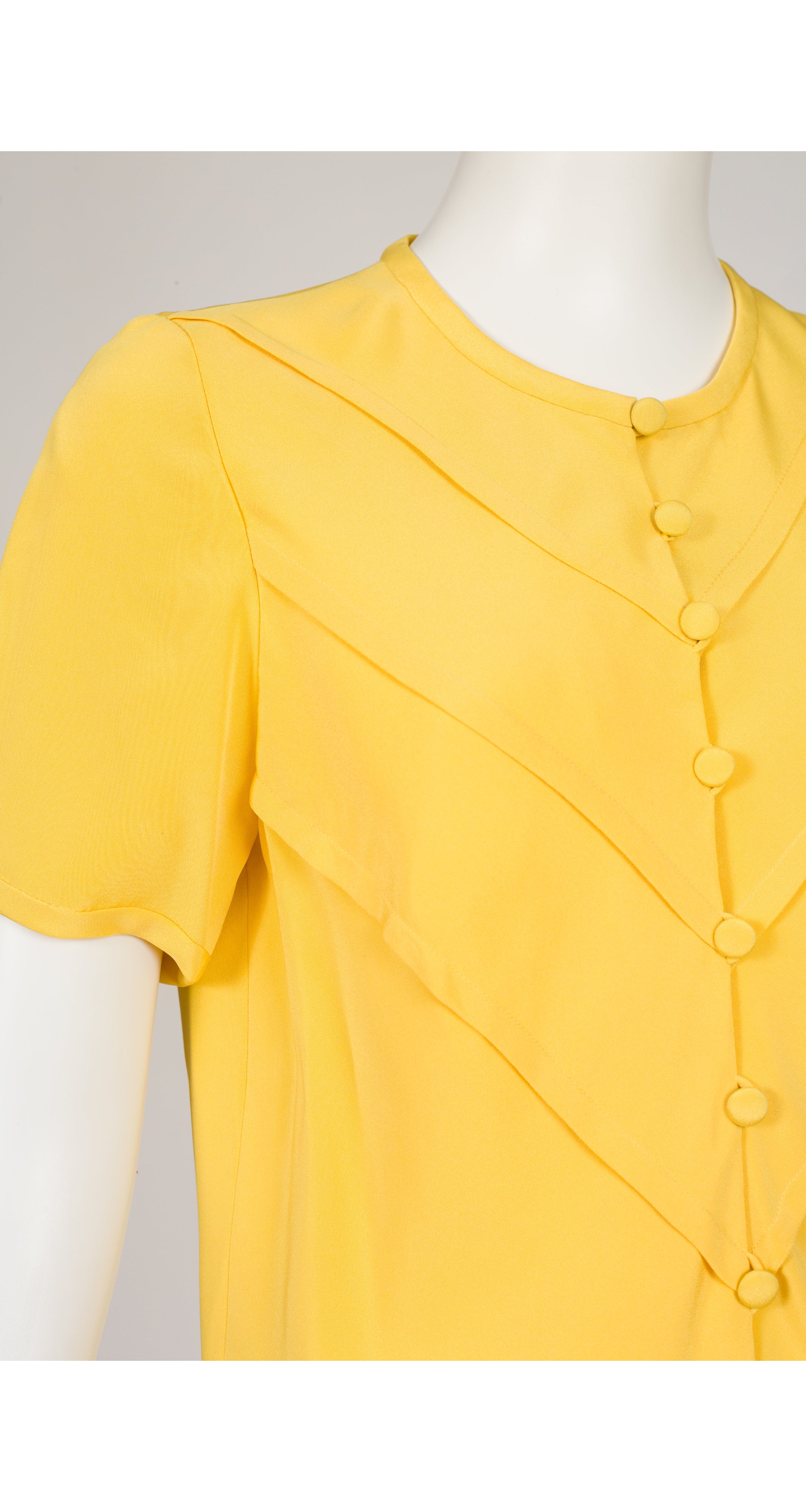 1980s Yellow Silk Crepe Button-Up Short Sleeve Blouse