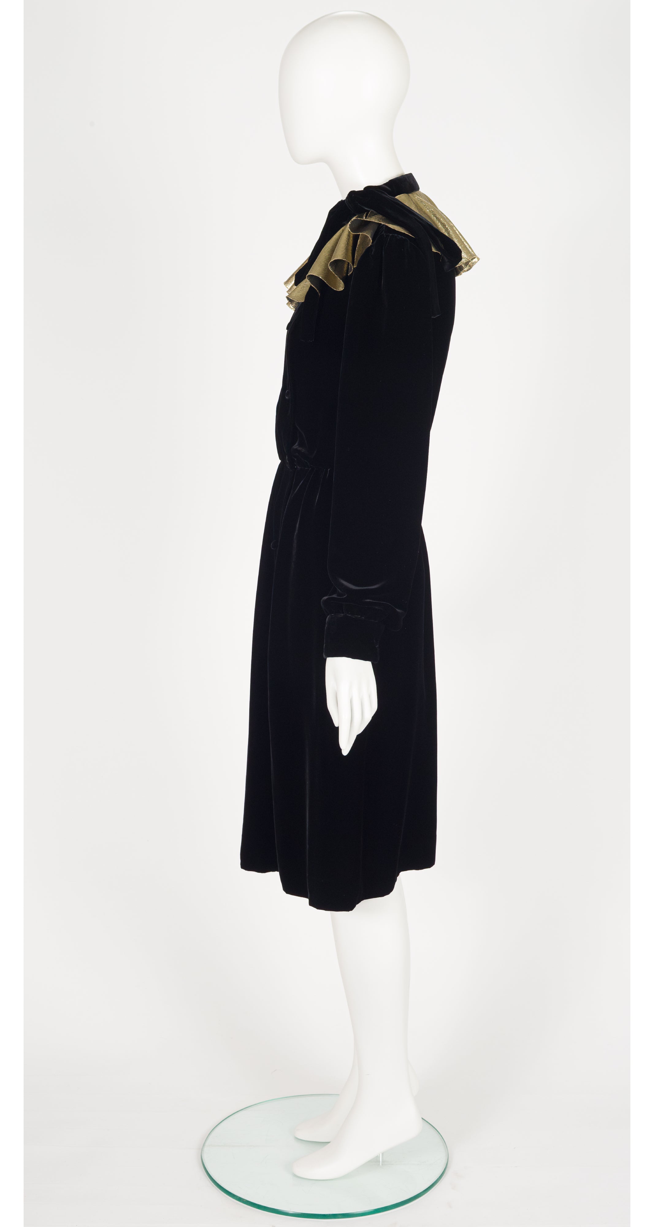 1981-82 F/W Gold Lamé Collar Black Velvet Dress