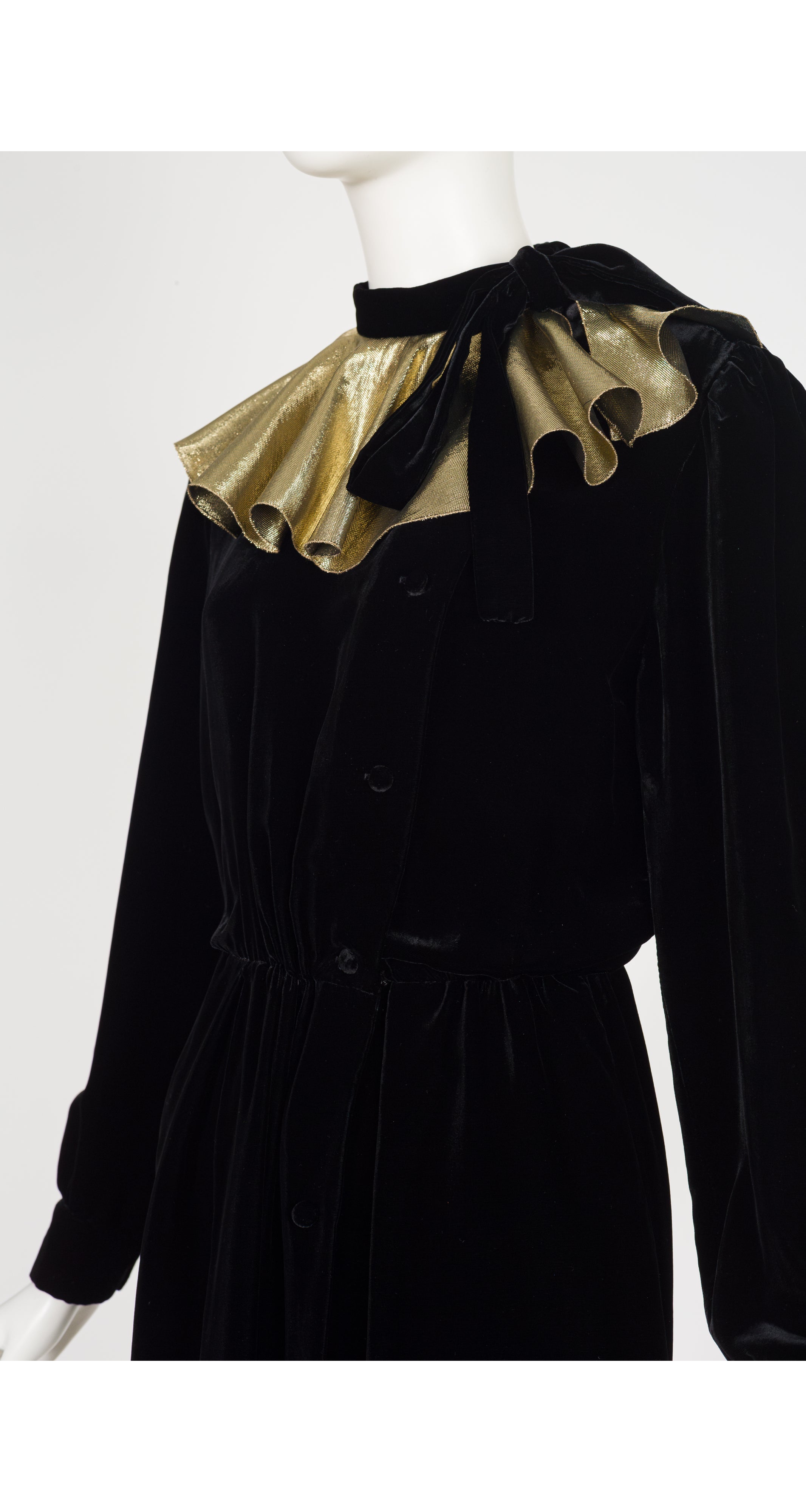 1981-82 F/W Gold Lamé Collar Black Velvet Dress
