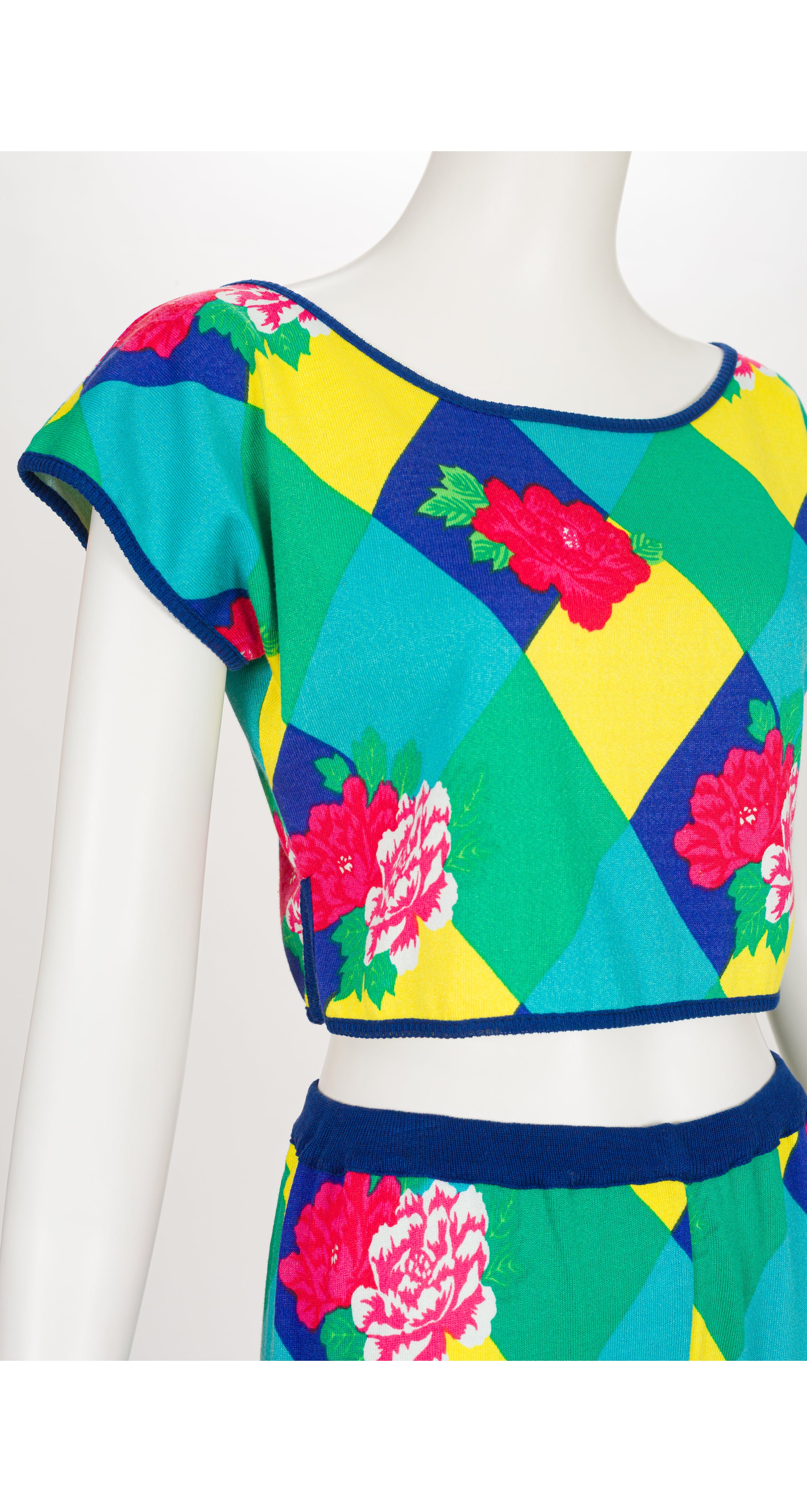 1986 S/S NWT Floral Harlequin Knit Crop Top & Pants Set