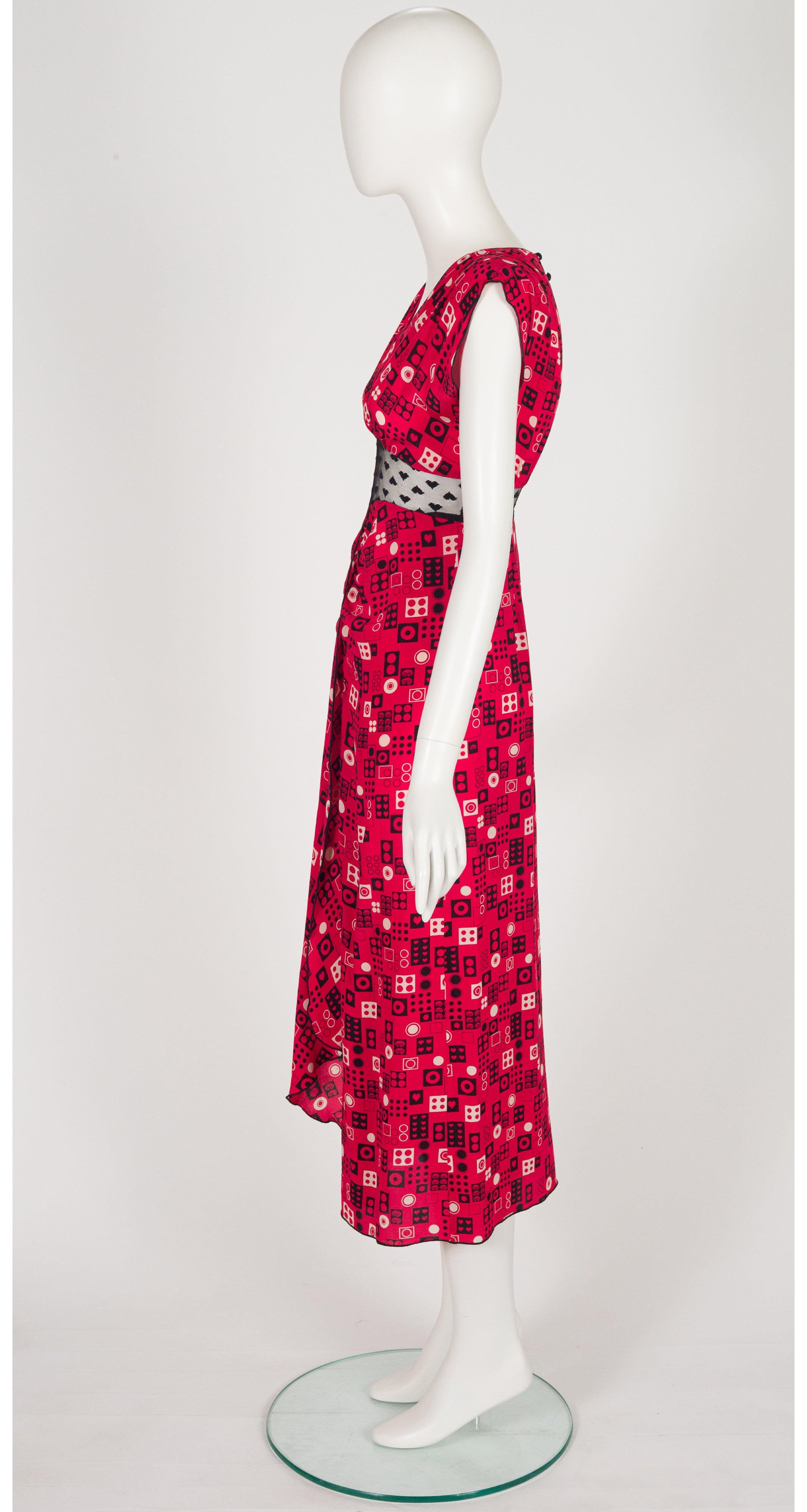 2012 S/S Geometric Print Red Silk Heart Lace Inset Dress