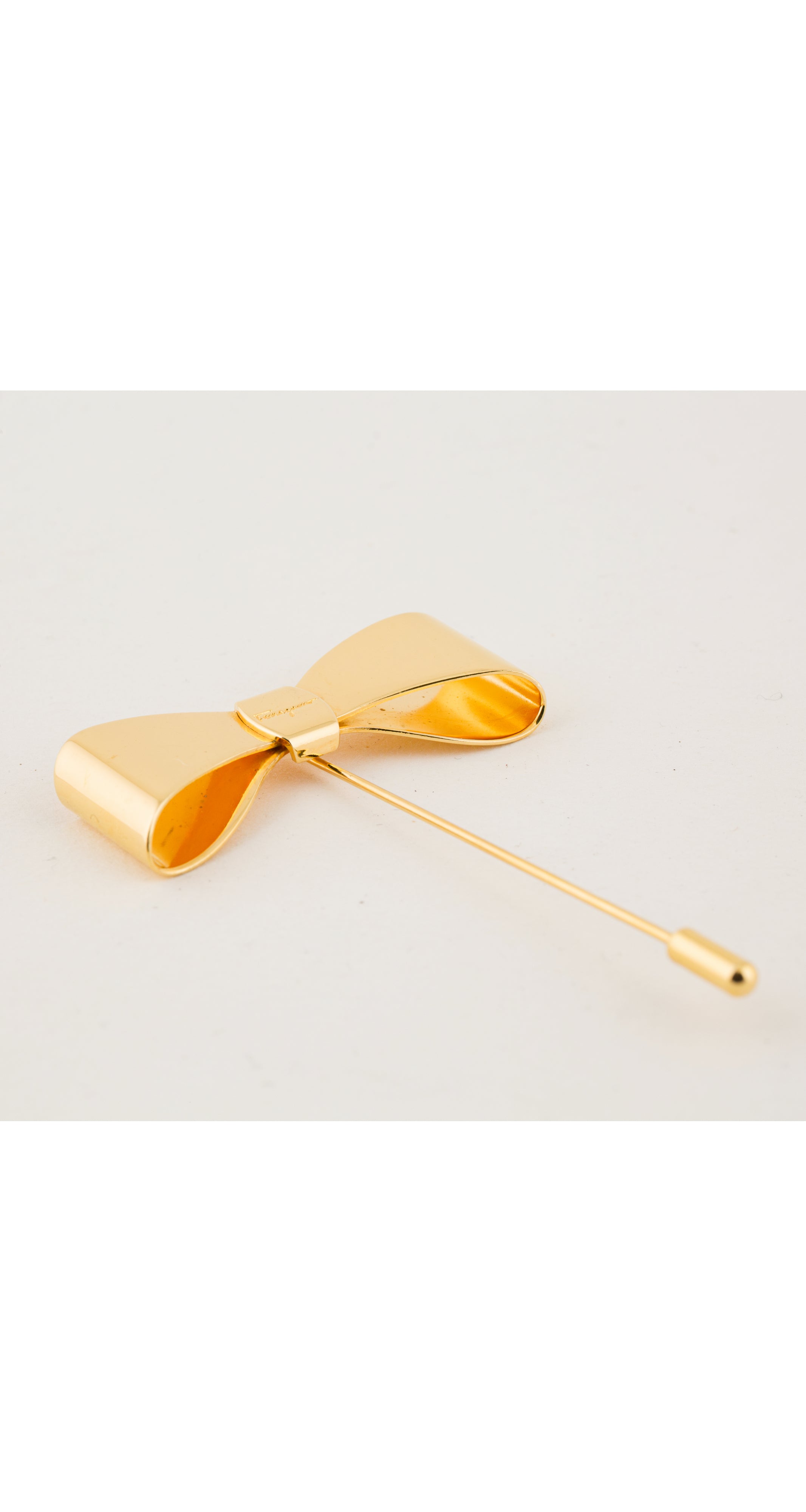 1990s Bow Gold-Tone Stick Pin Brooch