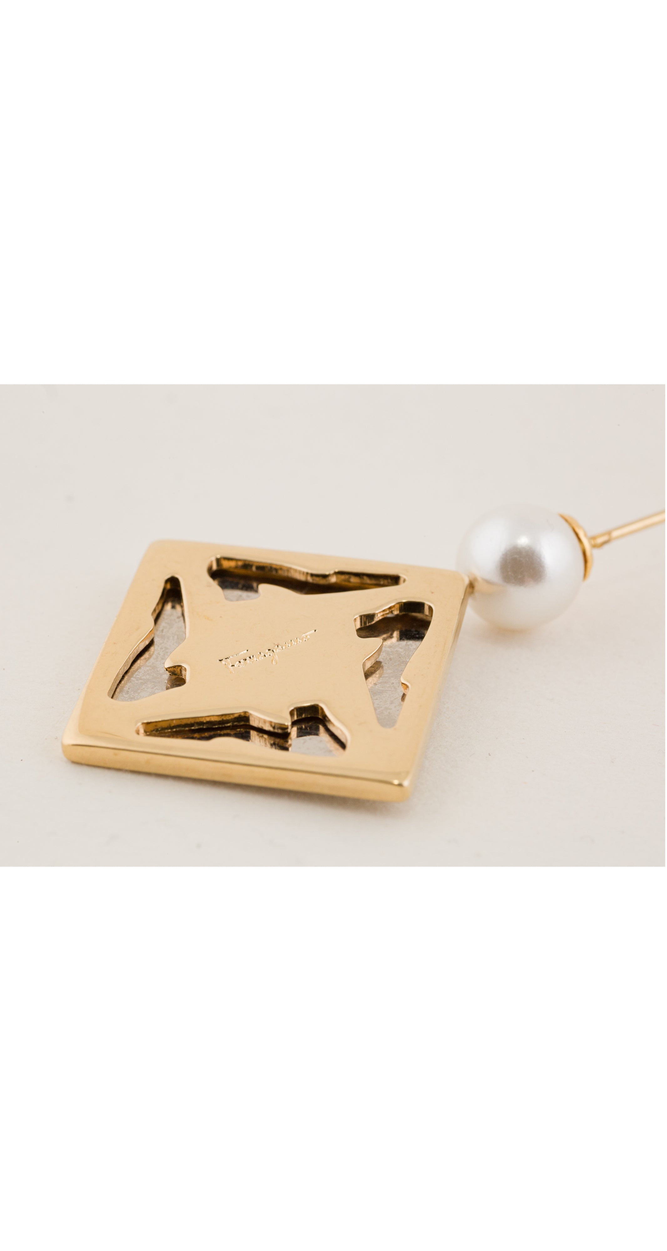 1990s Shoe Silhouette Gold-Tone Stick Pin Brooch