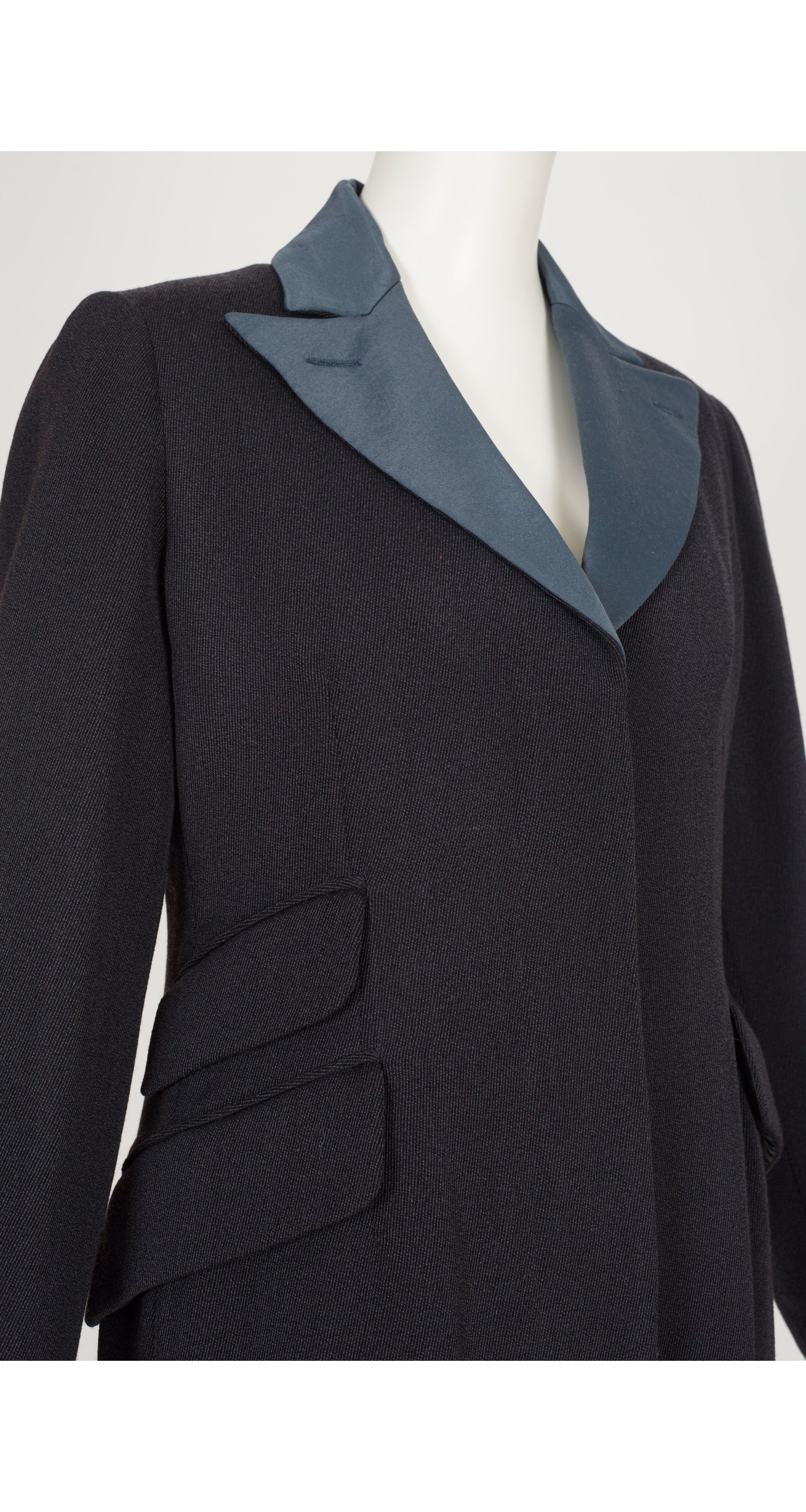 1995 F/W NWT Gray Wool Gabardine Satin Lapel Coat