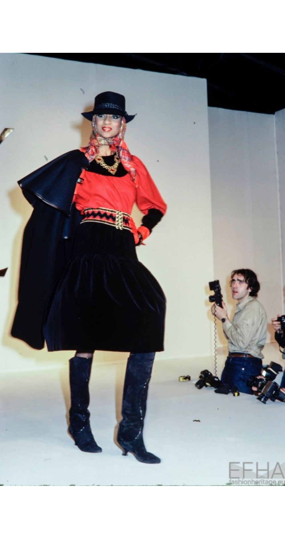 1982-83 F/W Blue Wool & Black Velvet Top