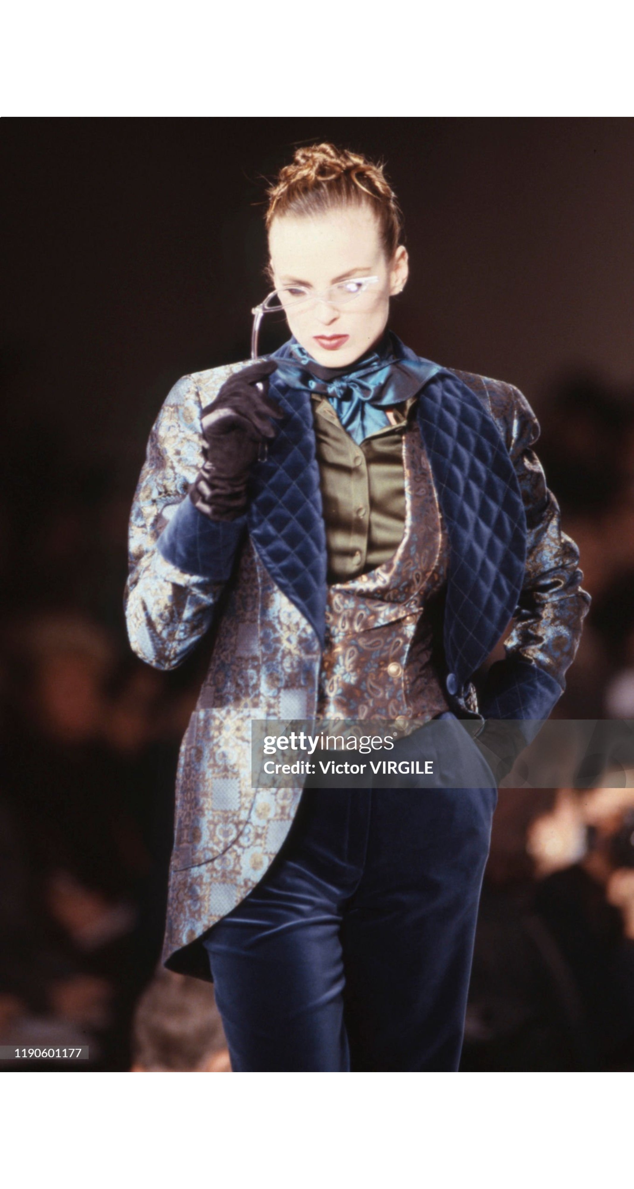1989-90 F/W Blue Silk Jacquard Smoking Jacket & Waistcoat Set