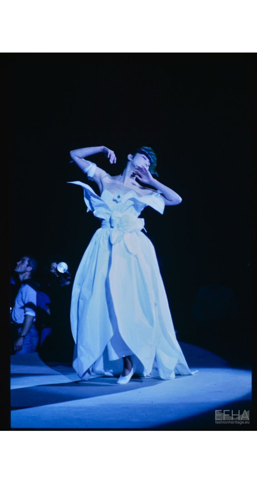1988 S/S Red Linen Petal Hem High-Waisted Skirt