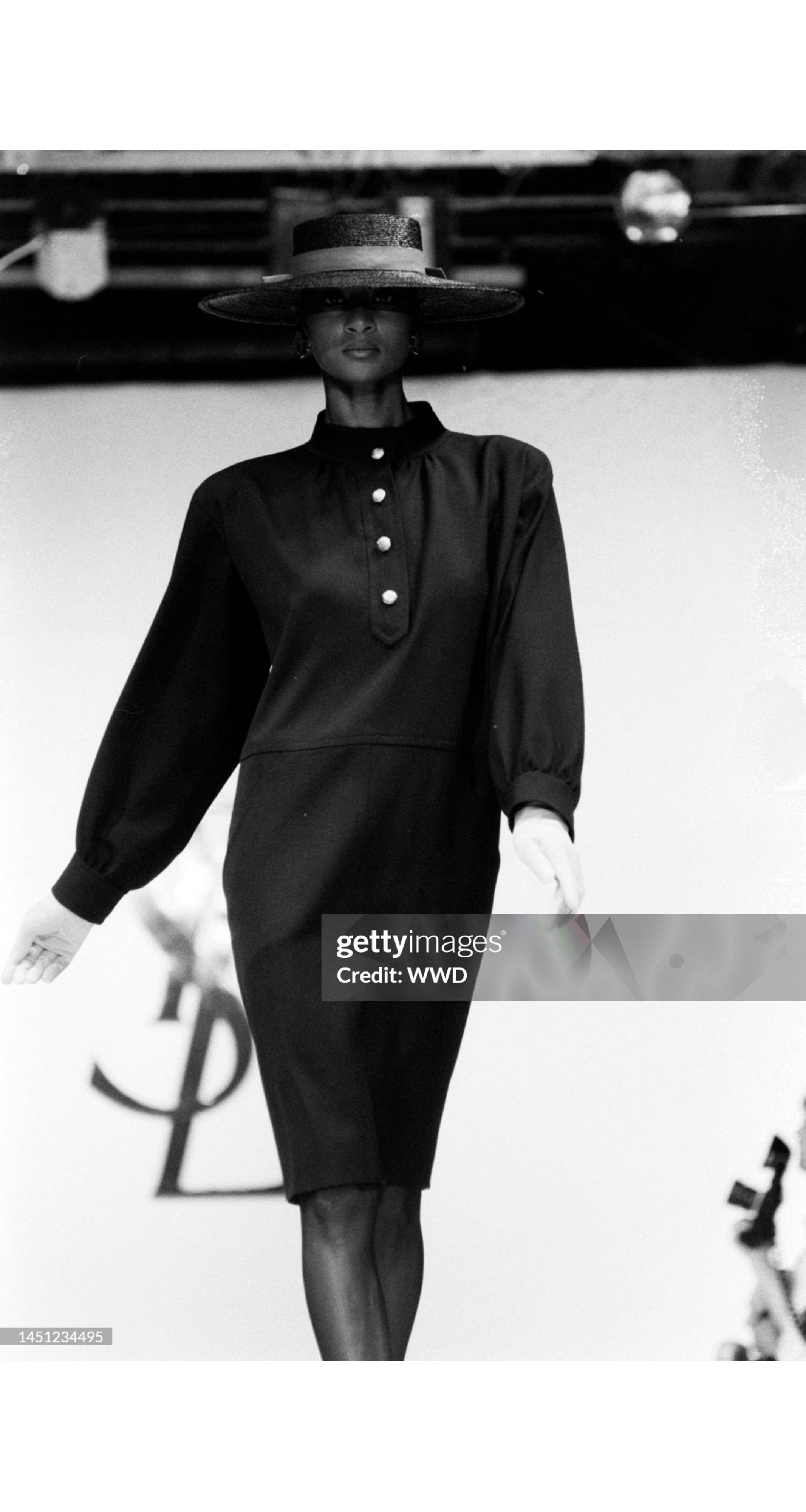 1984 S/S Cream Wool Gabardine Sack Dress