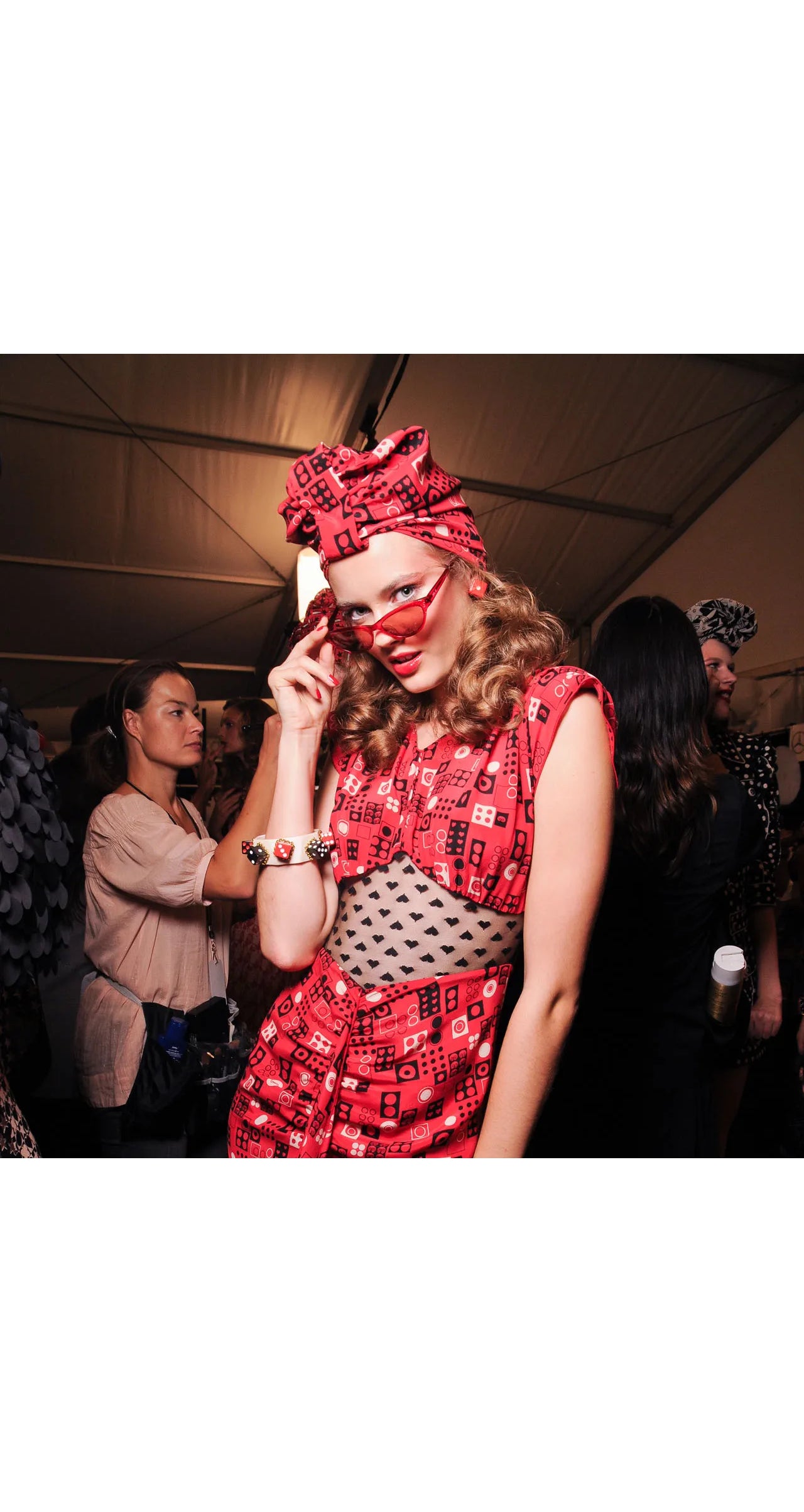 2012 S/S Geometric Print Red Silk Heart Lace Inset Dress