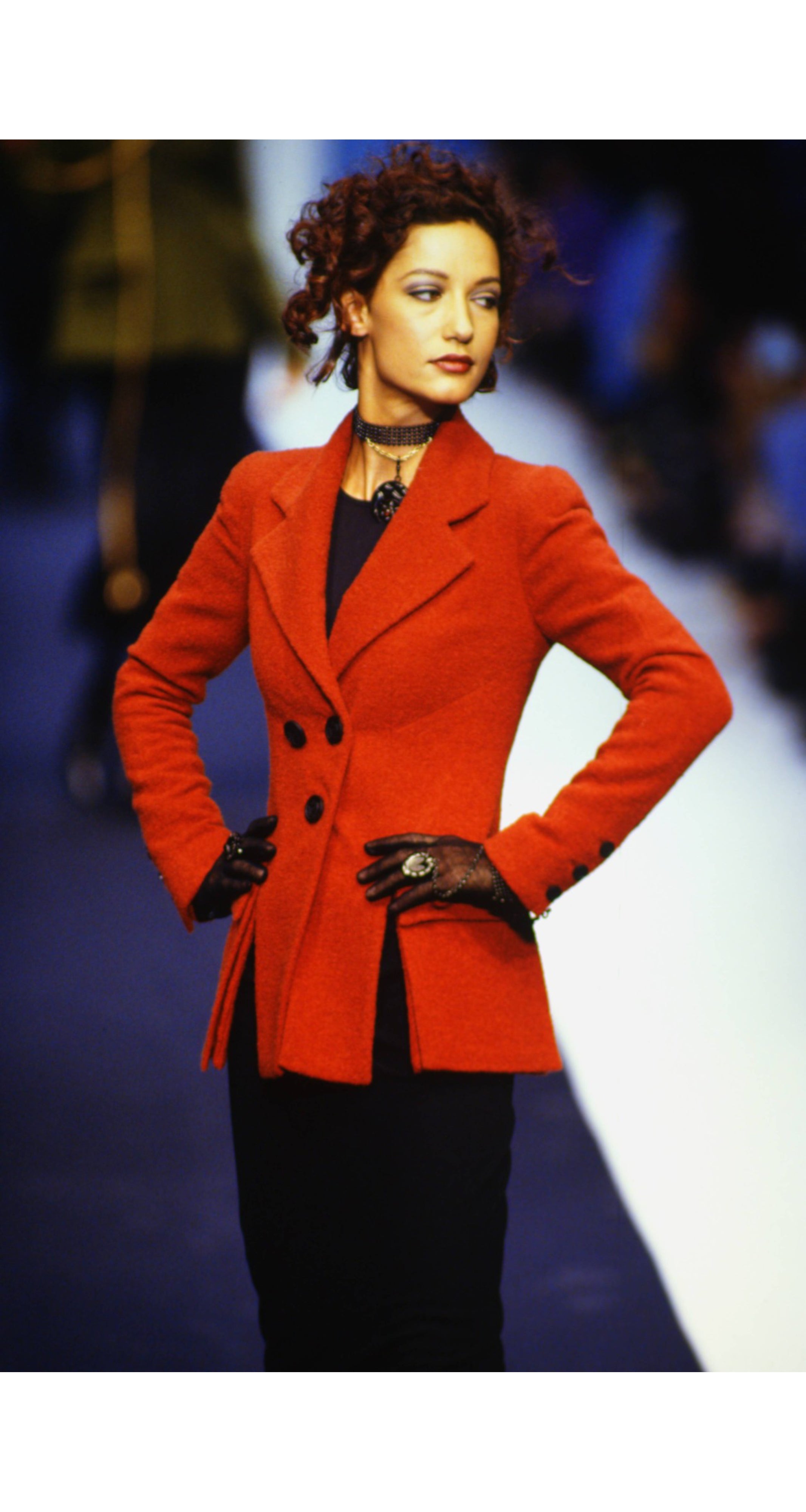 1992-93 F/W Burgundy Gabardine Pointed Lapel Blazer