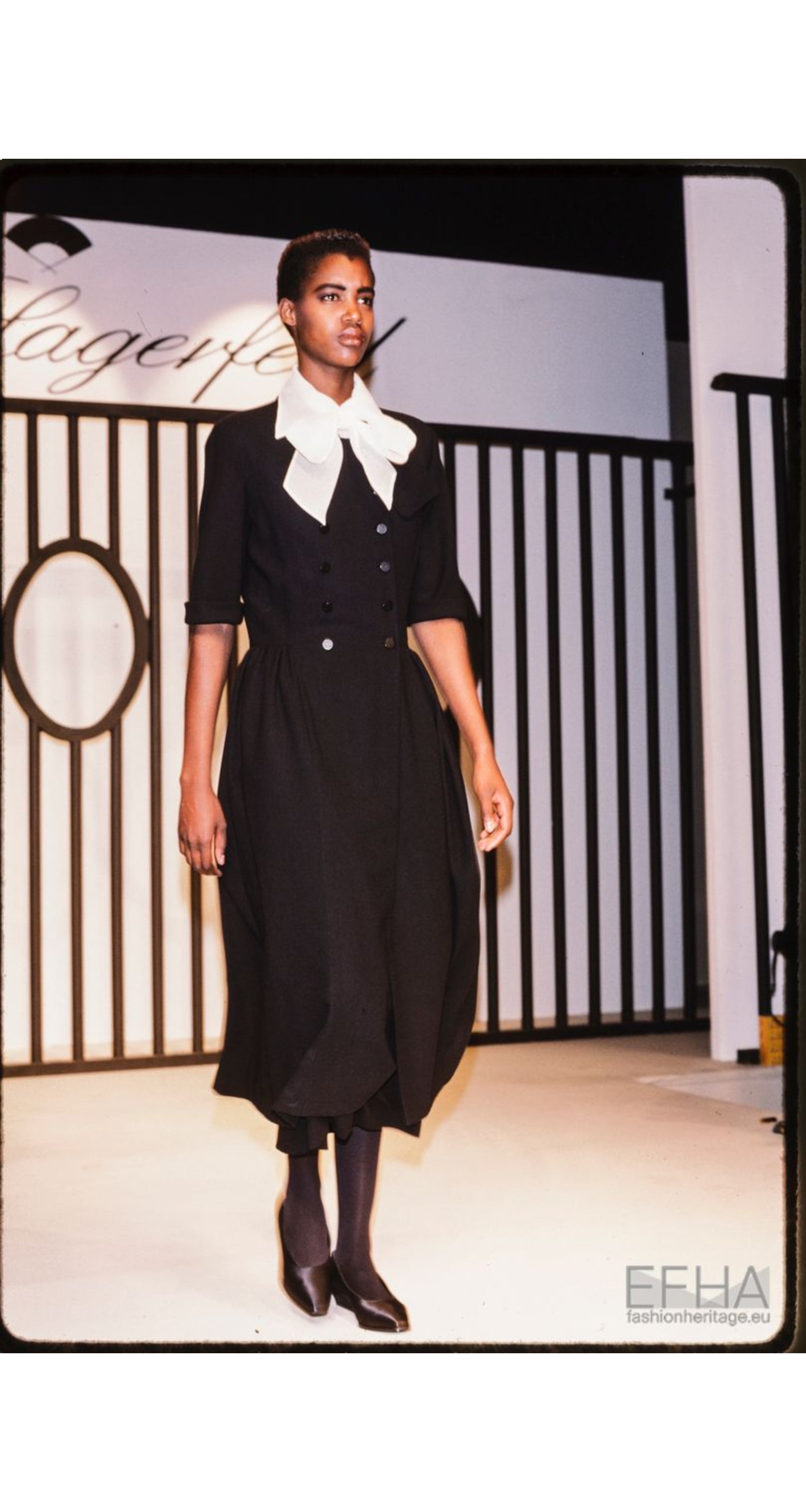 1989 S/S Runway Navy Wool Crepe Double-Breasted Dress
