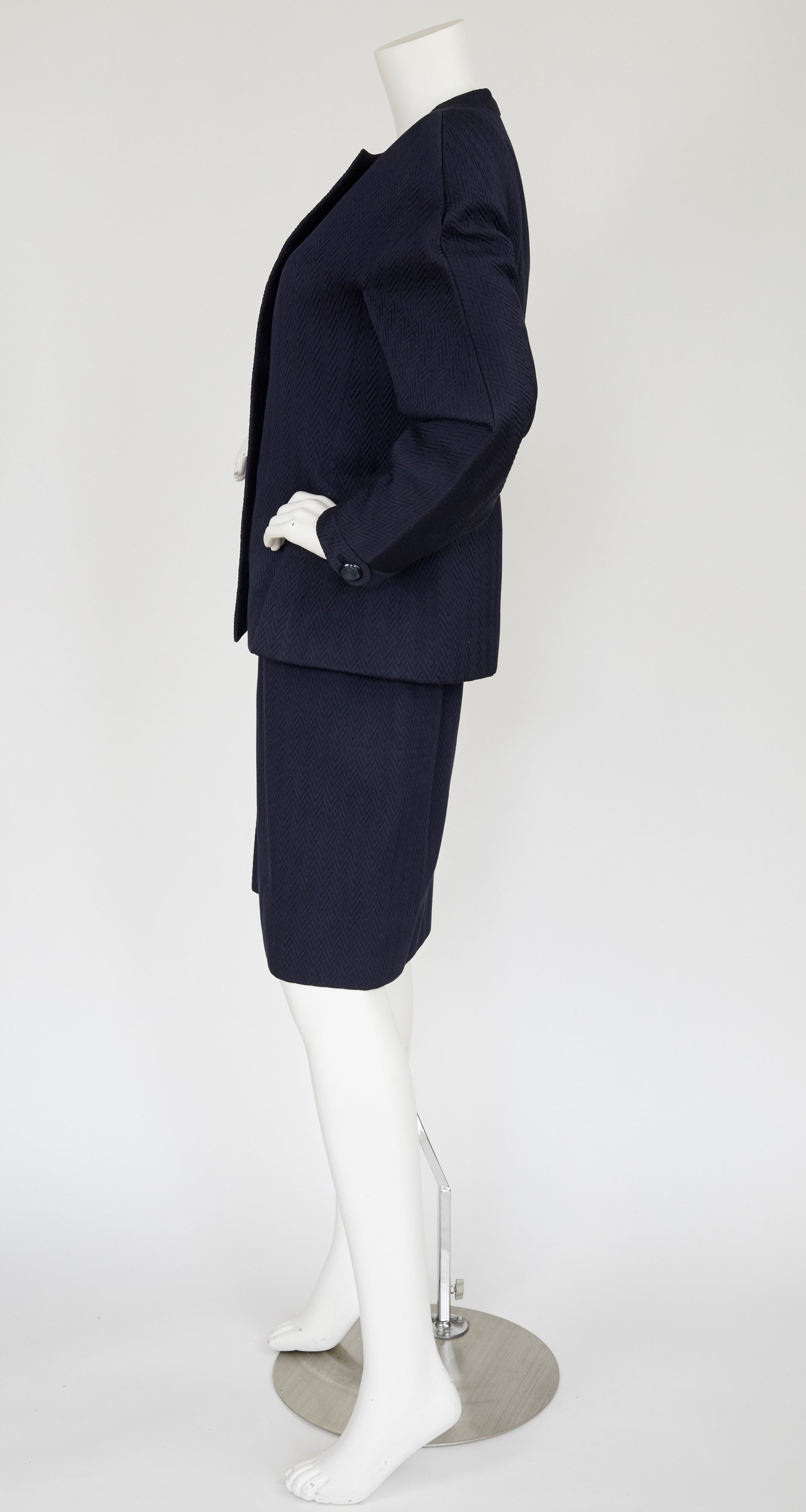 1980s "V" Pattern Navy Blue Cotton Suit