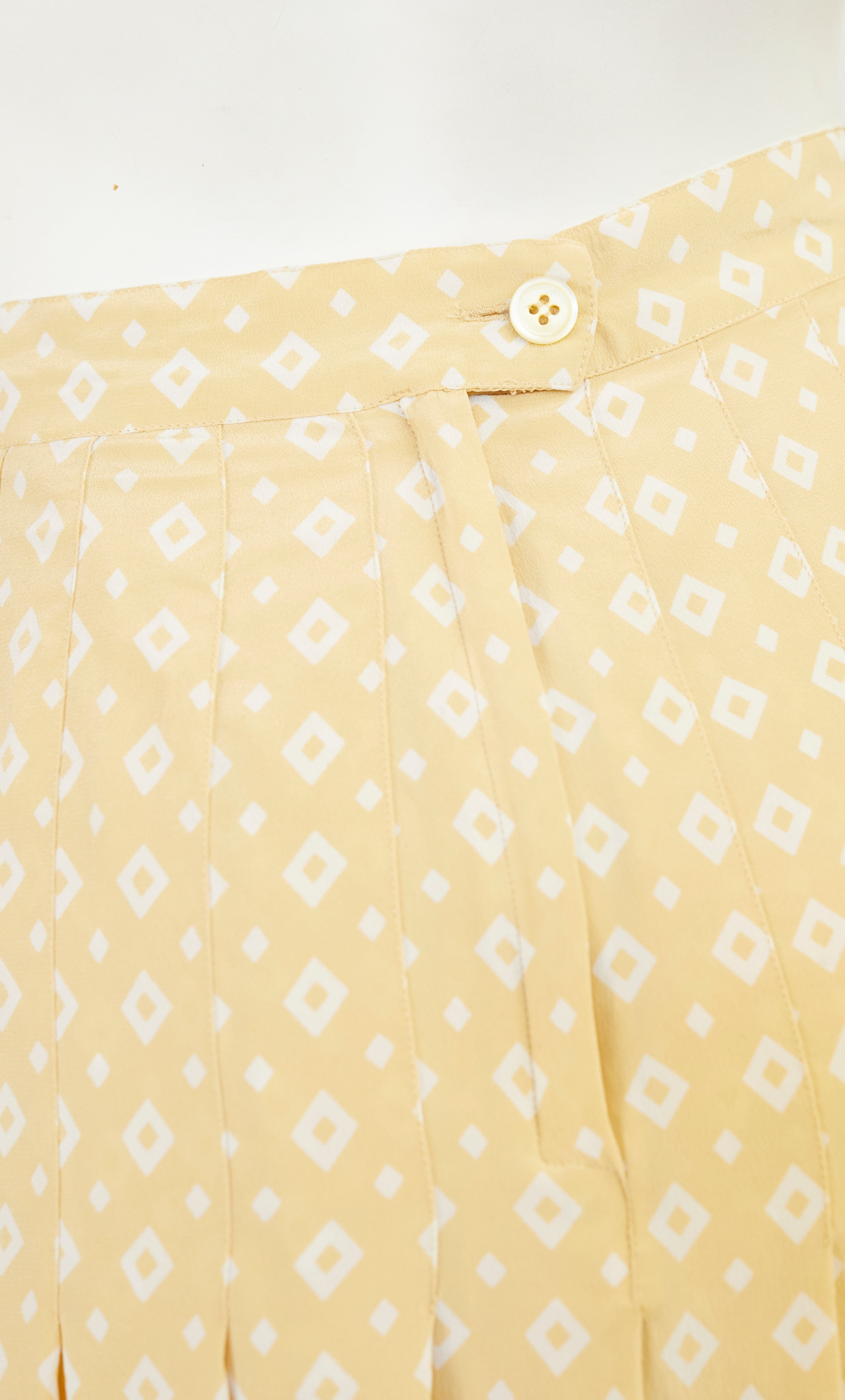 1970s Pale Yellow Silk Pleated Skirt