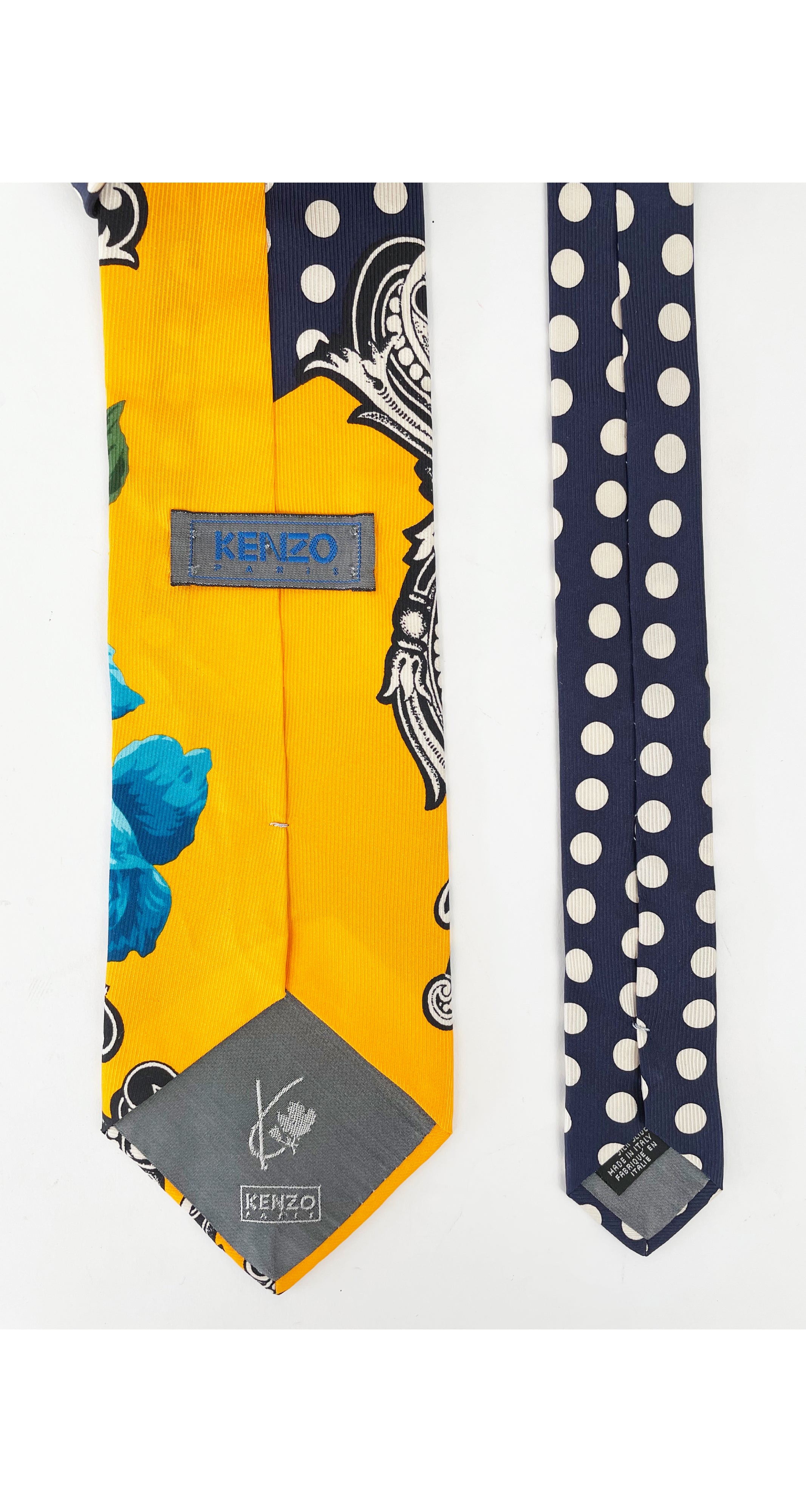 1990s Blue Rose Polka Dot Silk Necktie