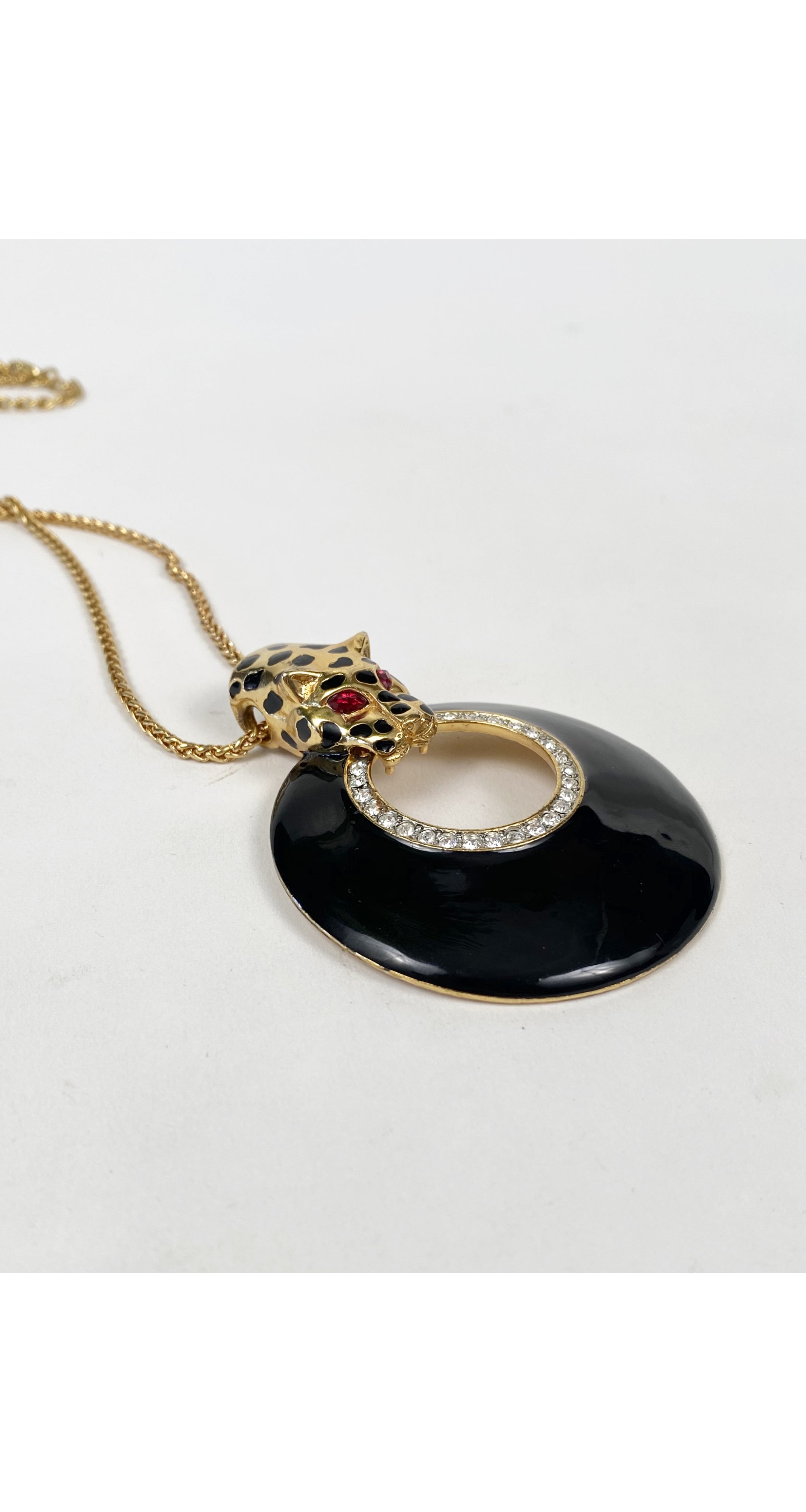 1980s Gold-Plated Leopard & Black Enamel Pendant Necklace