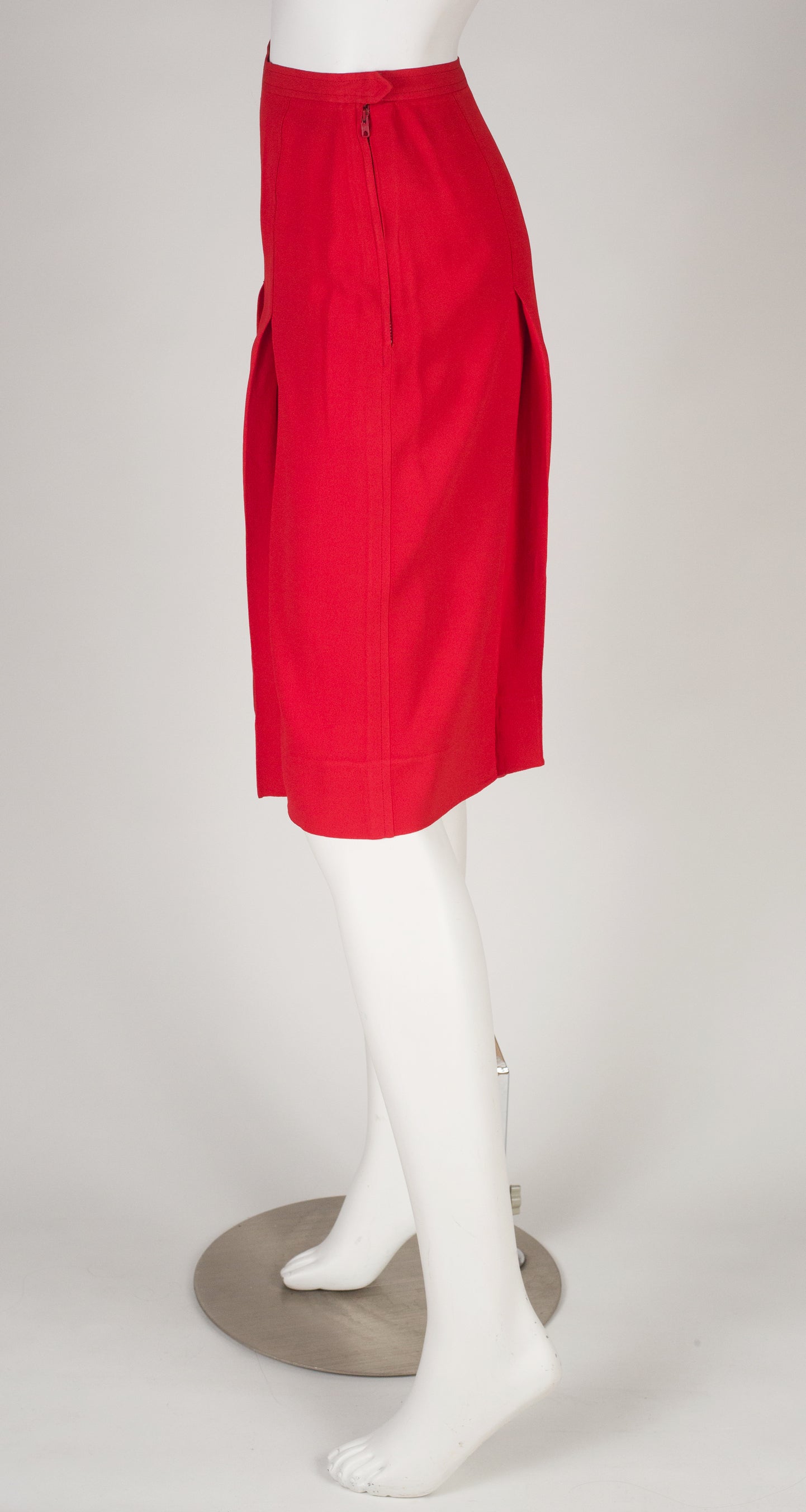 1970s Blood Orange Crepe Pleated Skirt
