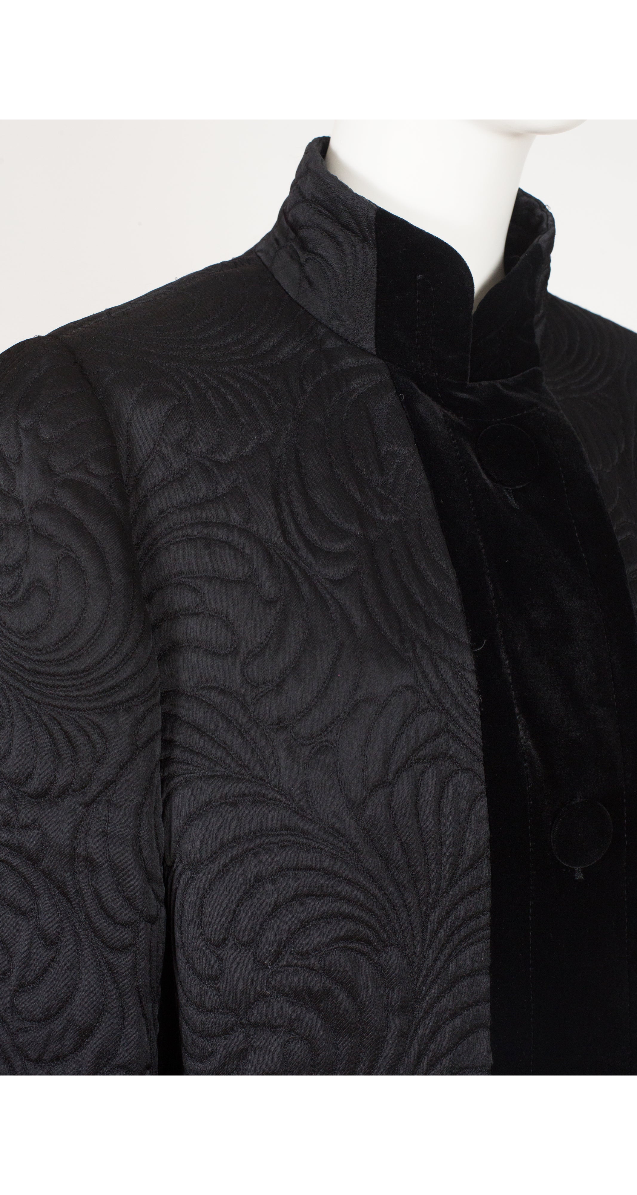 1992 F/W Black Quilted Satin Velvet Trim Swing Coat