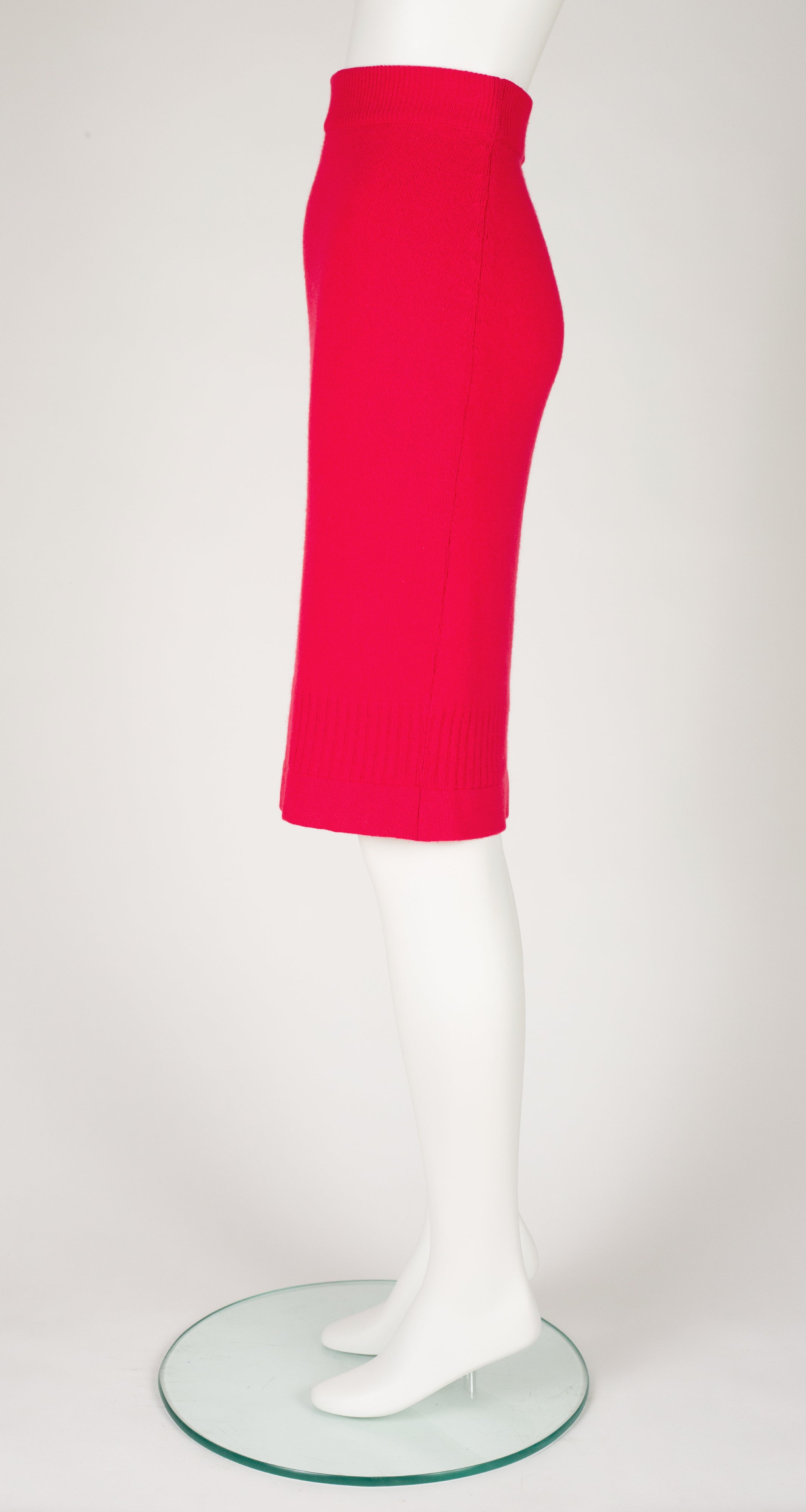 1980s Red Cashmere Knit High-Waisted Pencil Skirt