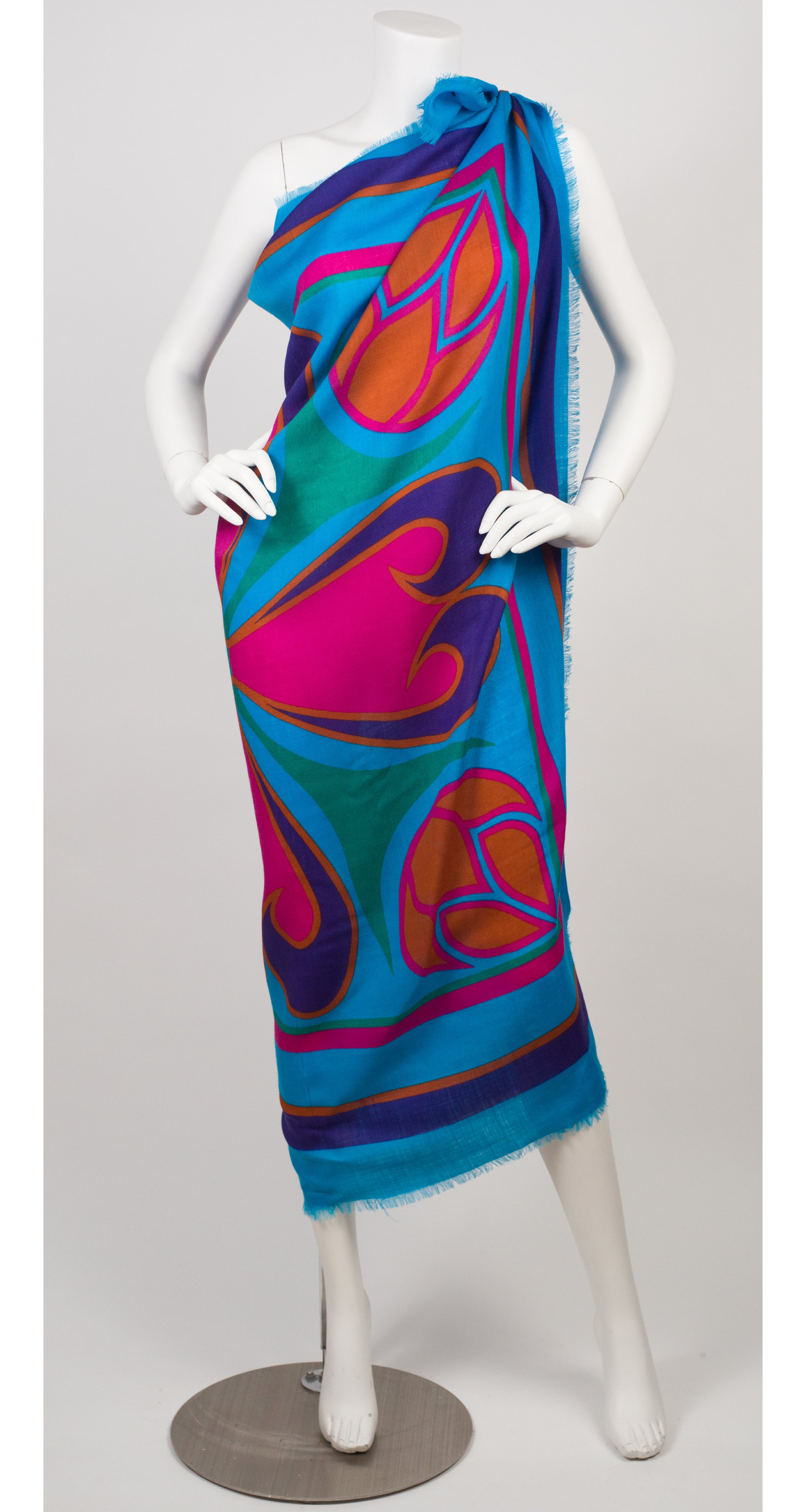 1970s Huge Geometric Floral Blue Wool Shawl