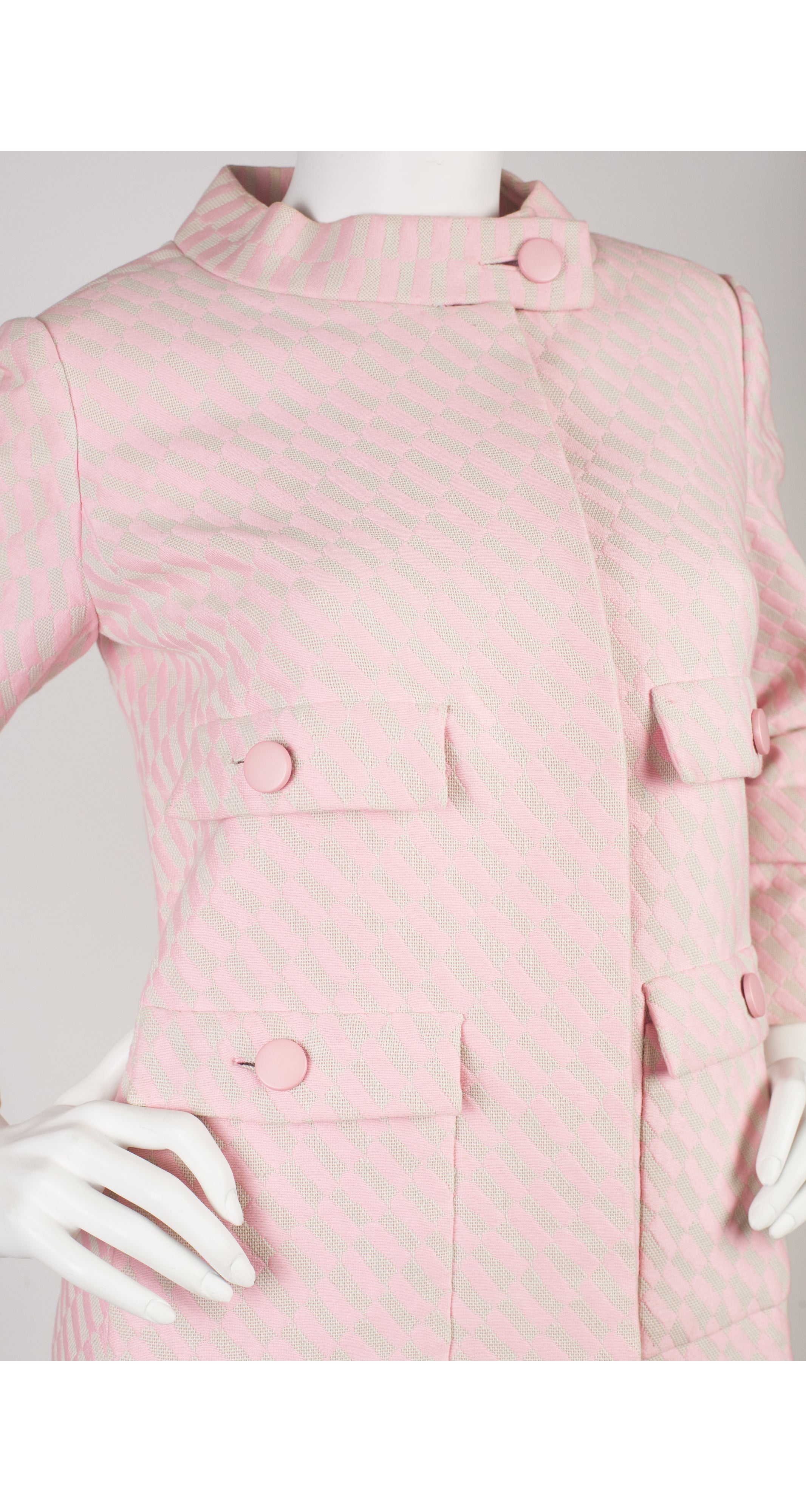 1960s Mod Pink & Cream Op-Art Print Coat