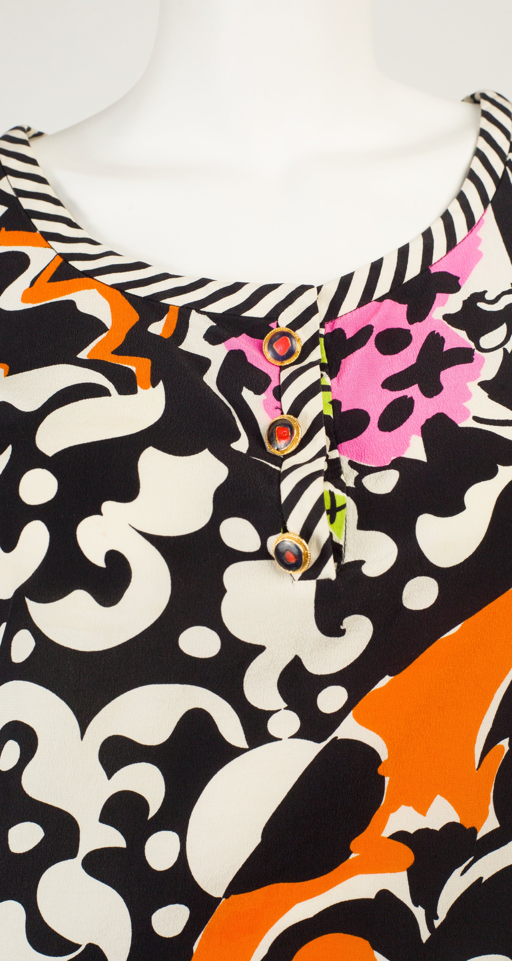 1993 S/S Documented Abstract Silk Short Sleeve Blouse