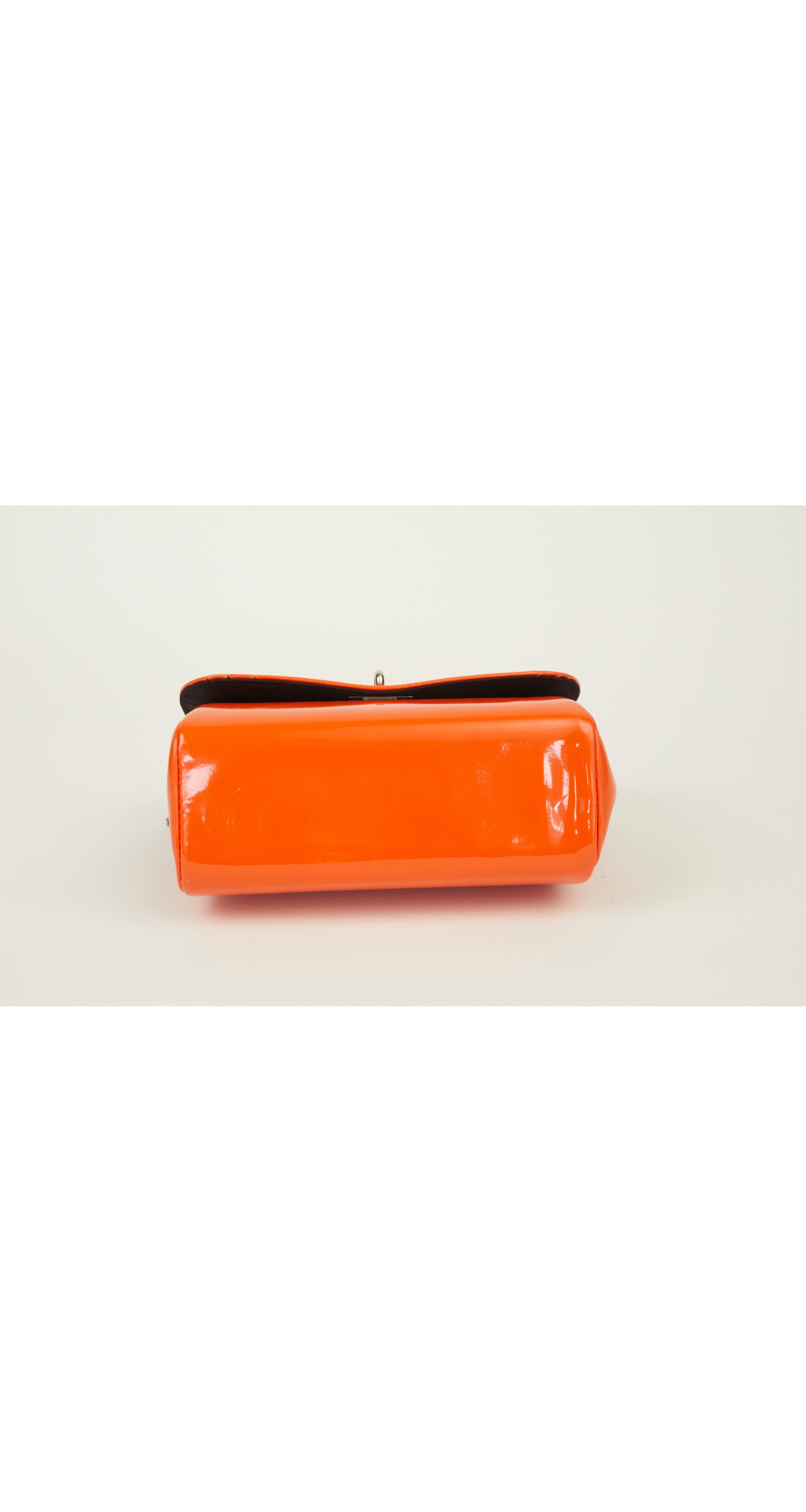 1960s Mod Orange Vinyl & Silver Handbag