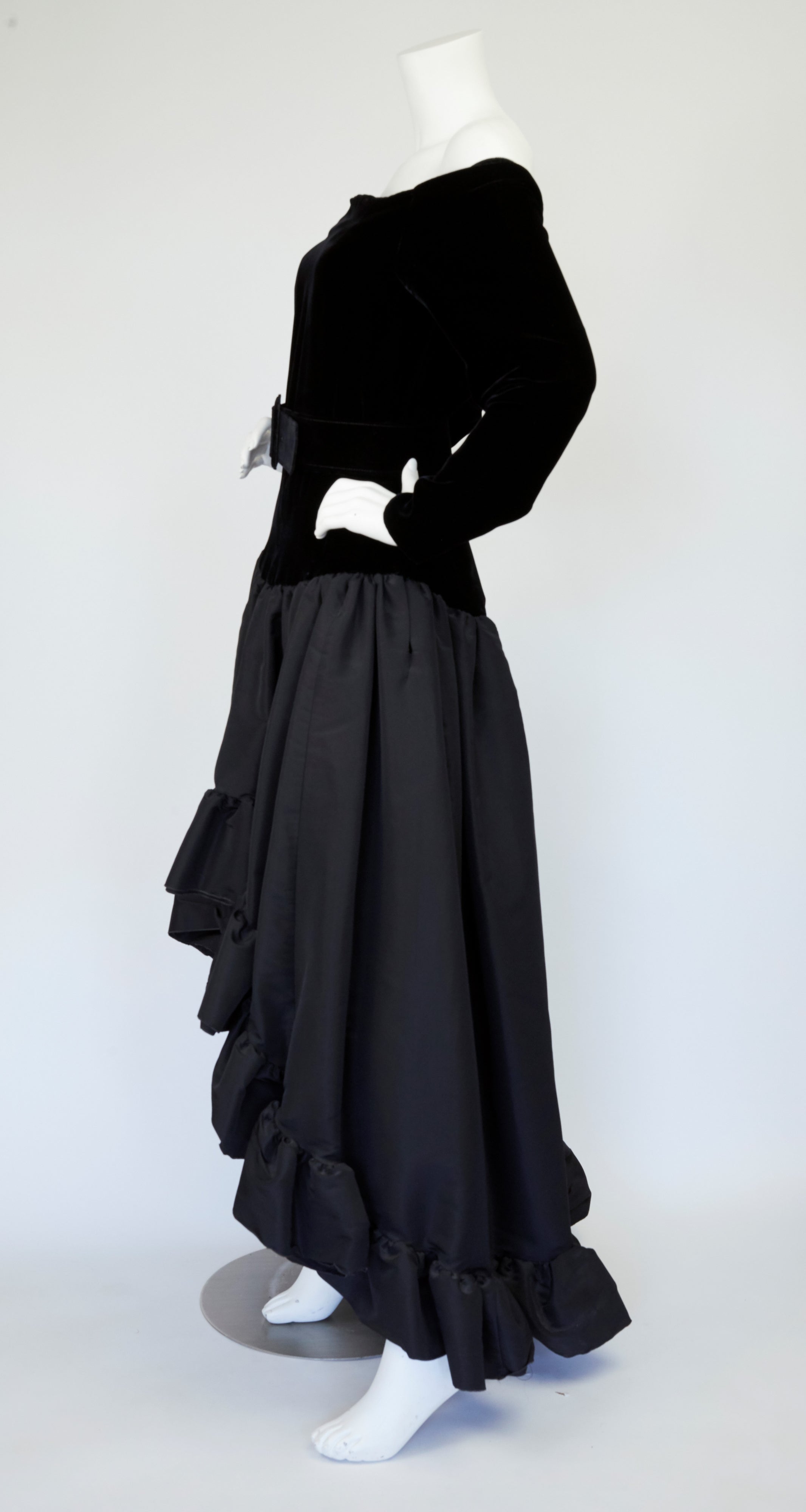 1988 Ad Campaign Black Silk Velvet & Taffeta Evening Gown