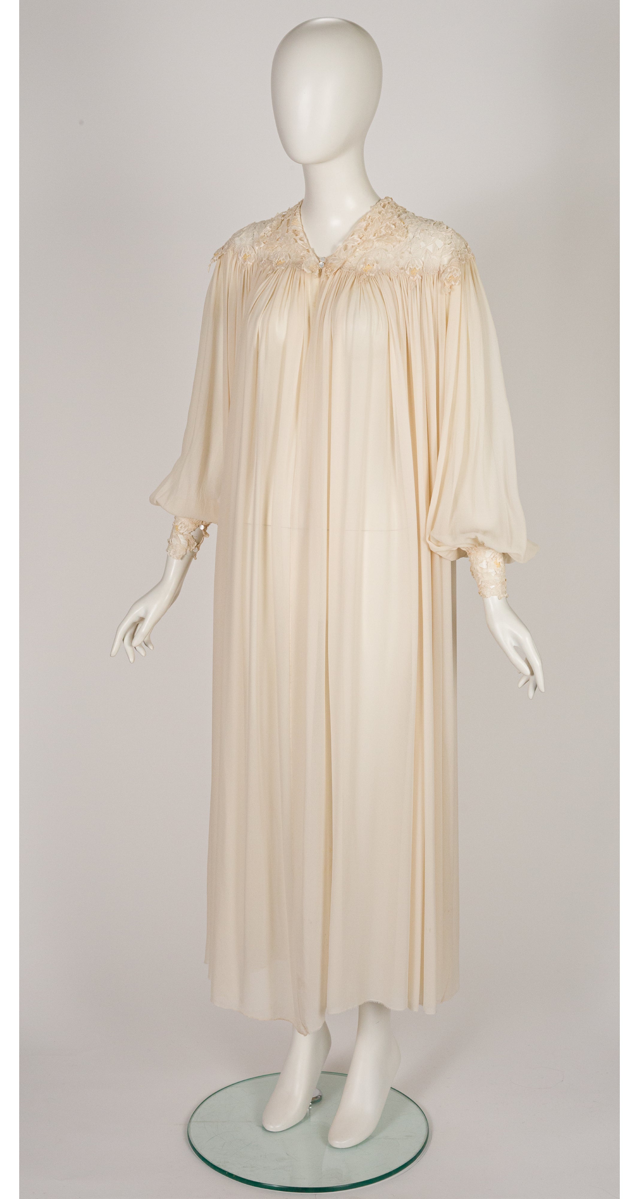 1930s 3D Floral Lace Cream Silk Chiffon Peignoir